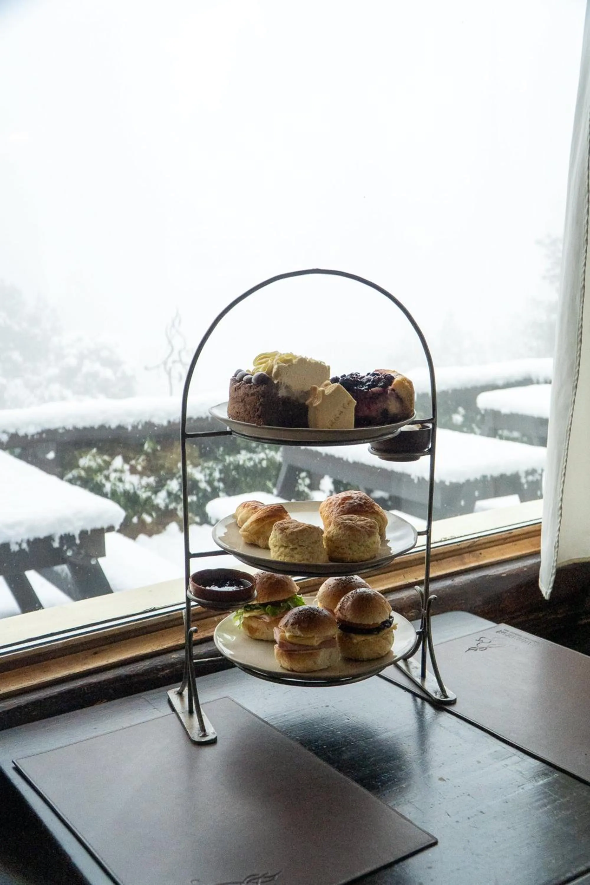 Food and drinks in Arrayan Lake View Mountain Lodge & Casa De Te Arrayan