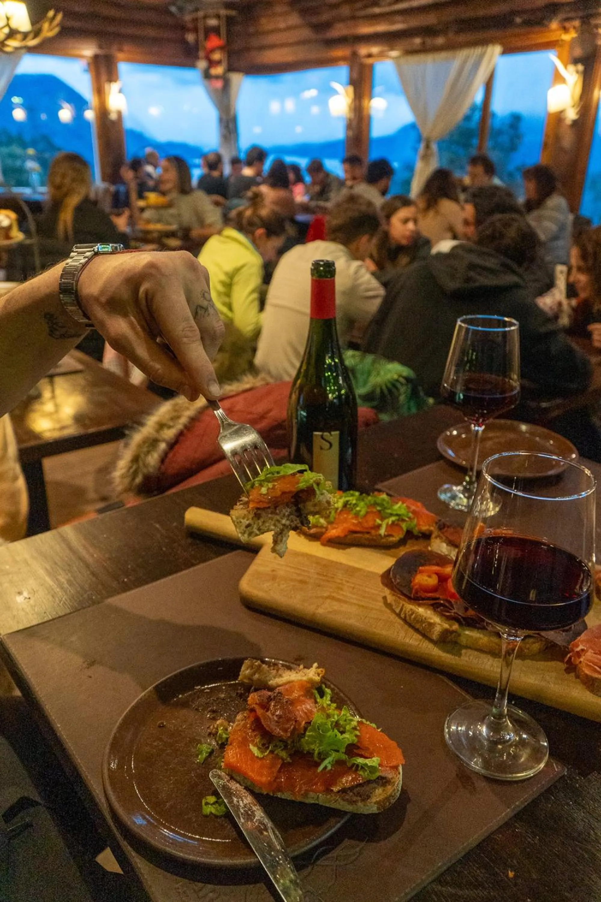 Restaurant/places to eat in Arrayan Lake View Mountain Lodge & Casa De Te Arrayan