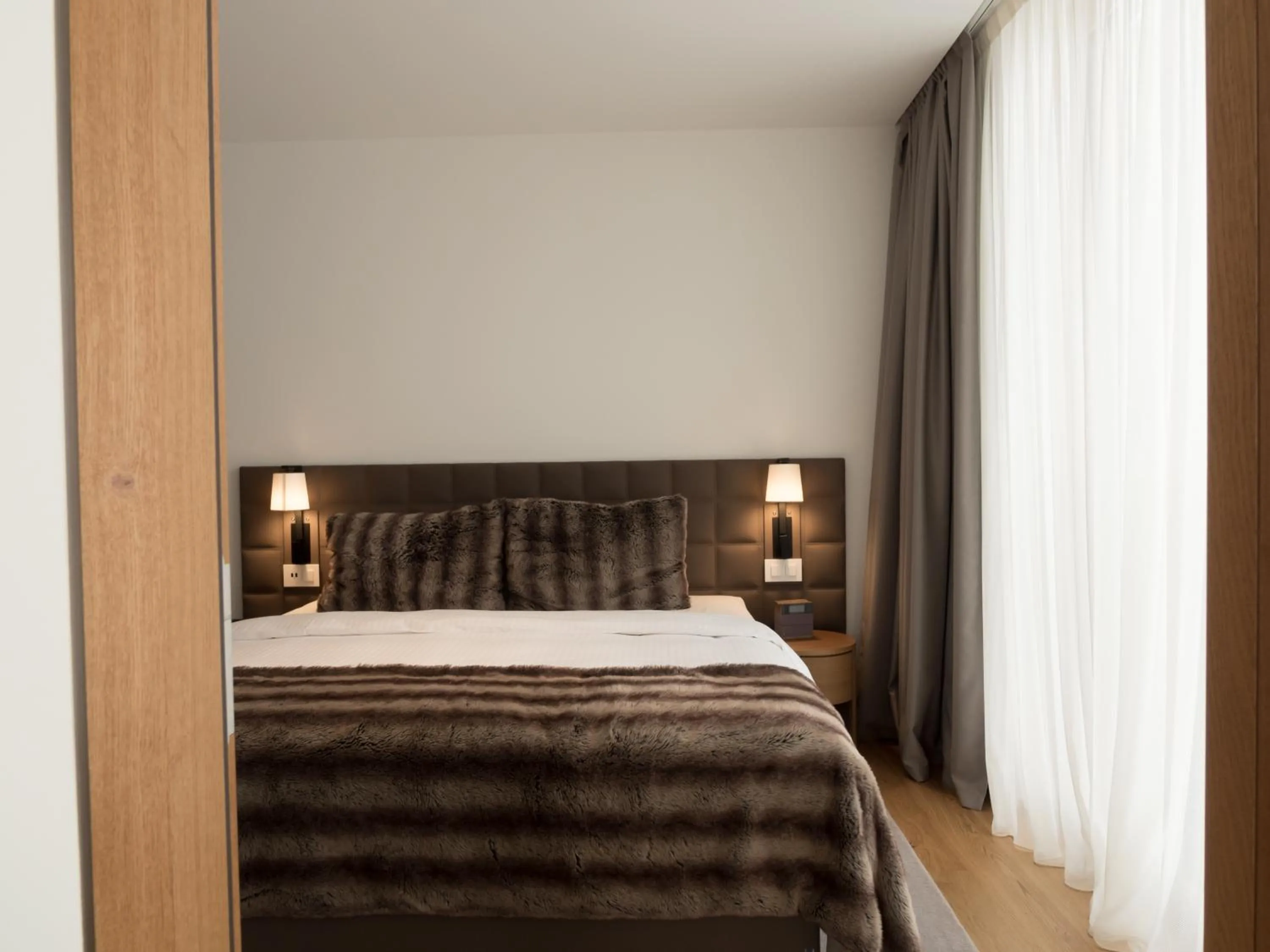 Bedroom, Bed in Radisson Blu Hotel Reussen, Andermatt