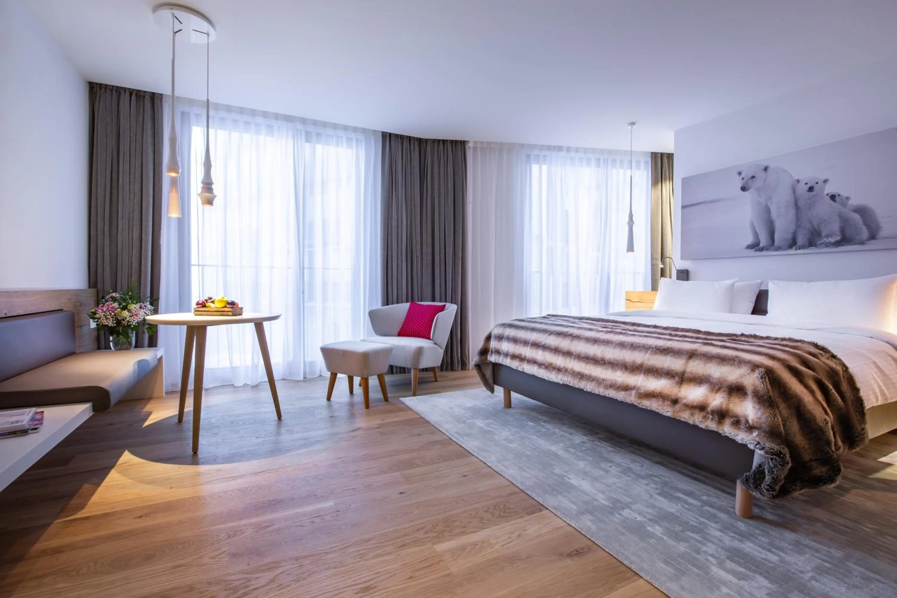 Photo of the whole room, Bed in Radisson Blu Hotel Reussen, Andermatt