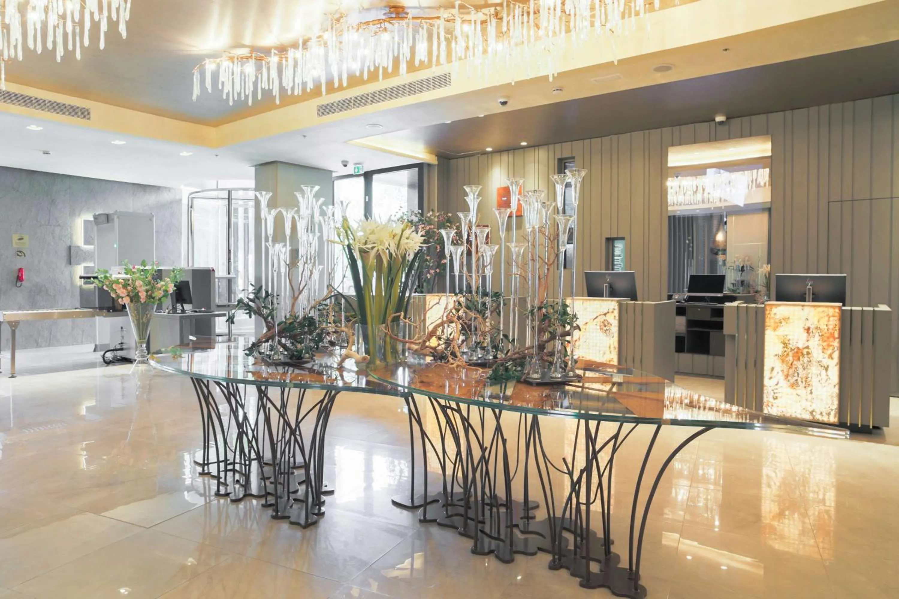 Lobby or reception in Radisson BLU Hotel Algiers Hydra