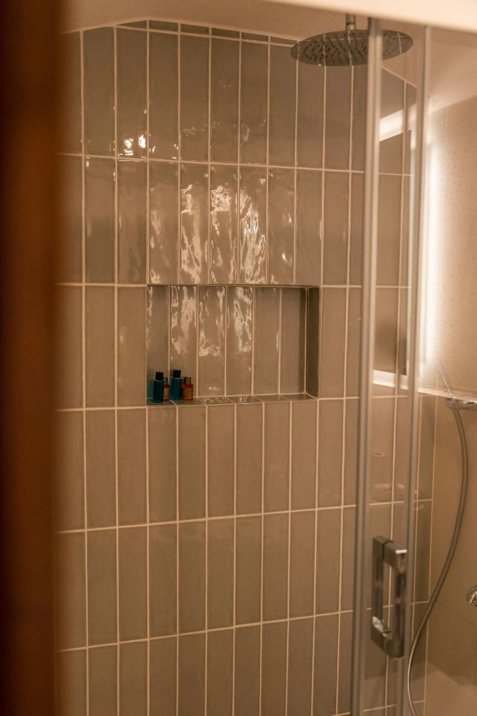 Bathroom in Olive Garden Kabak