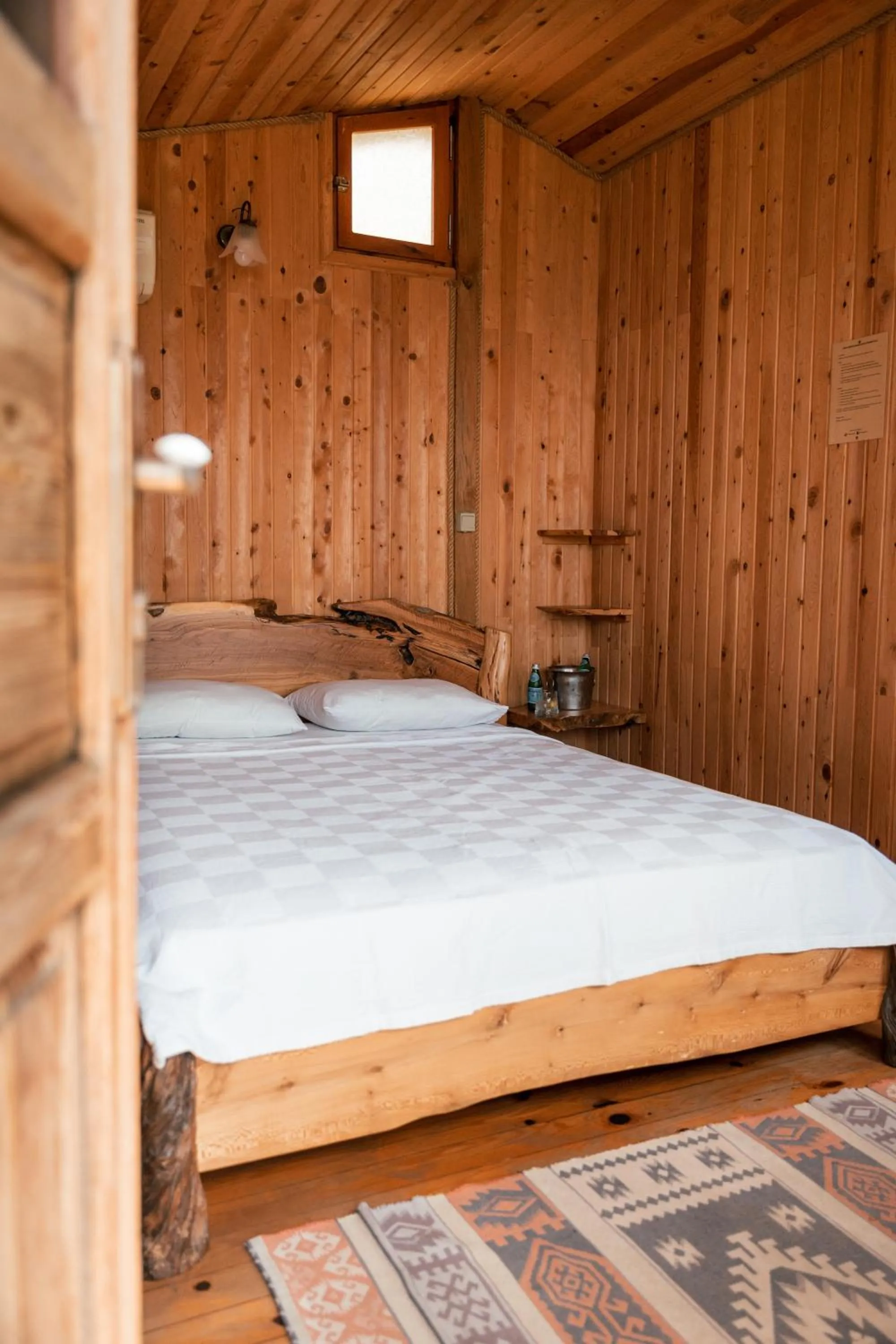 Bed in Olive Garden Kabak