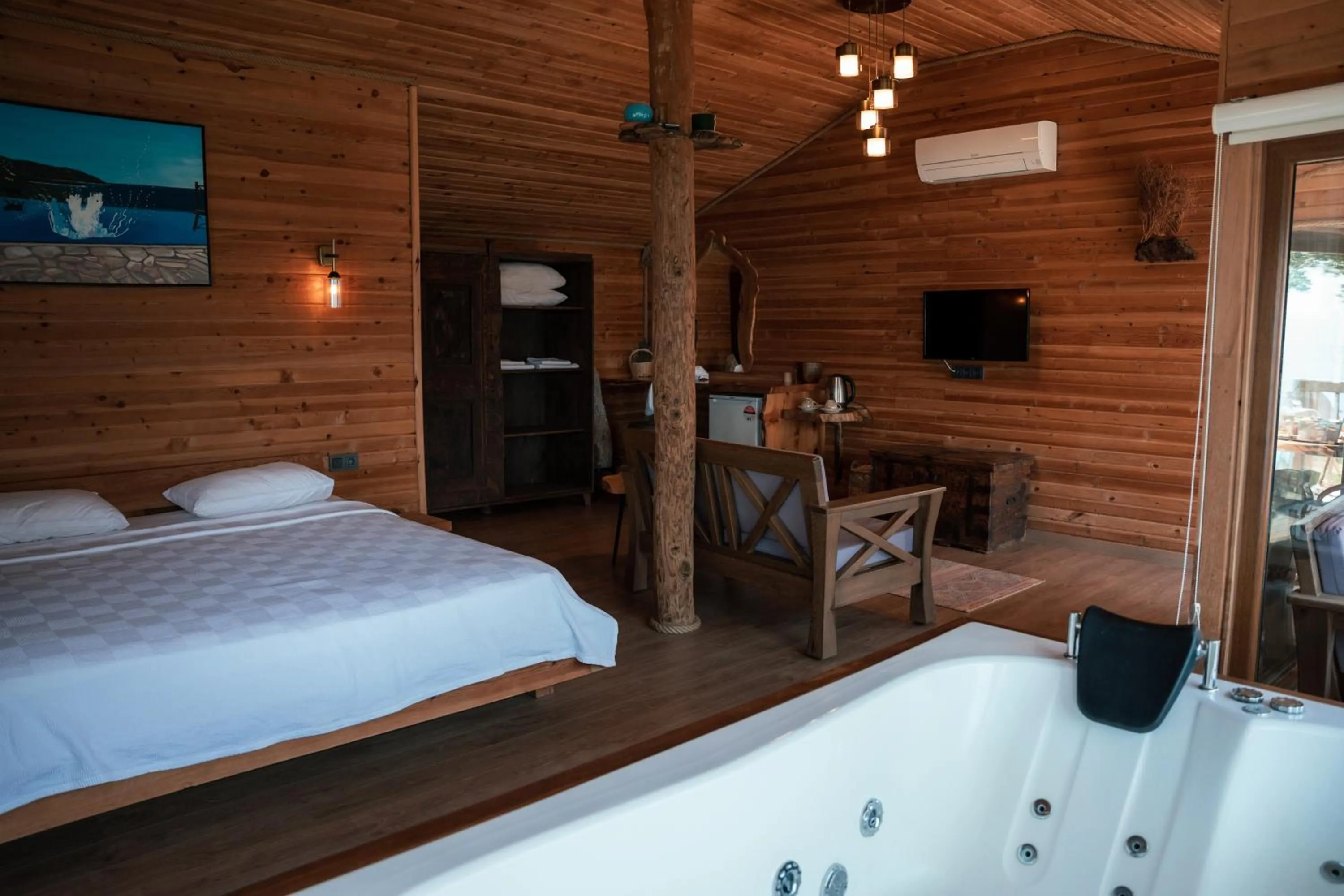 Photo of the whole room, Bed in Olive Garden Kabak