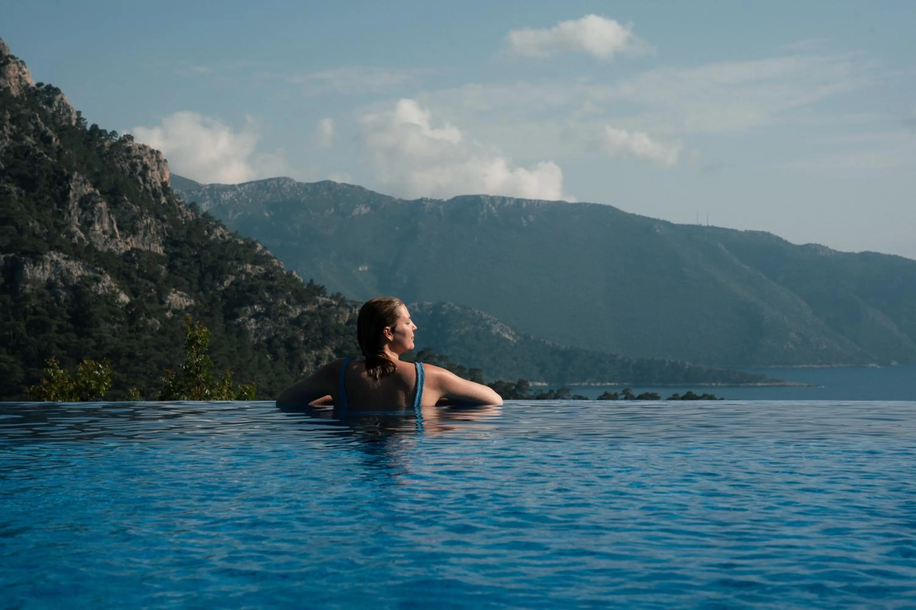 Swimming pool in Olive Garden Kabak