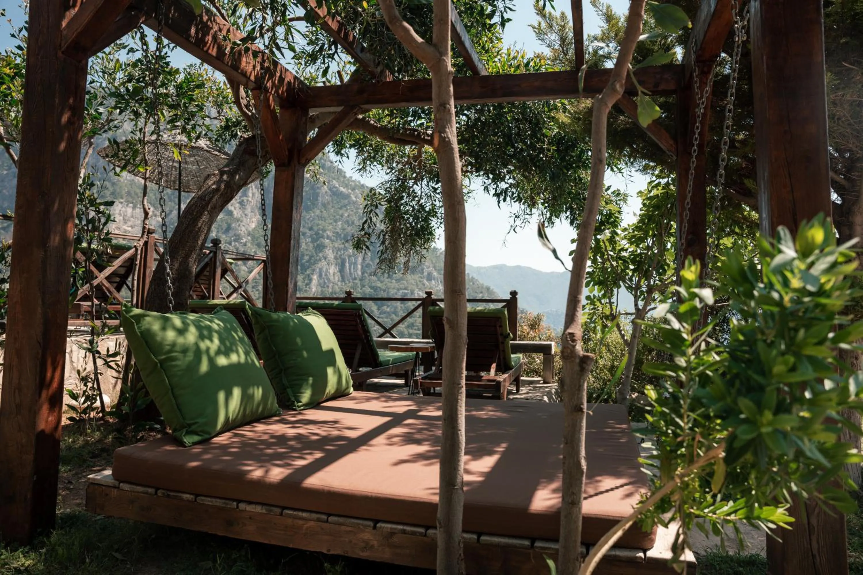 Property building in Olive Garden Kabak