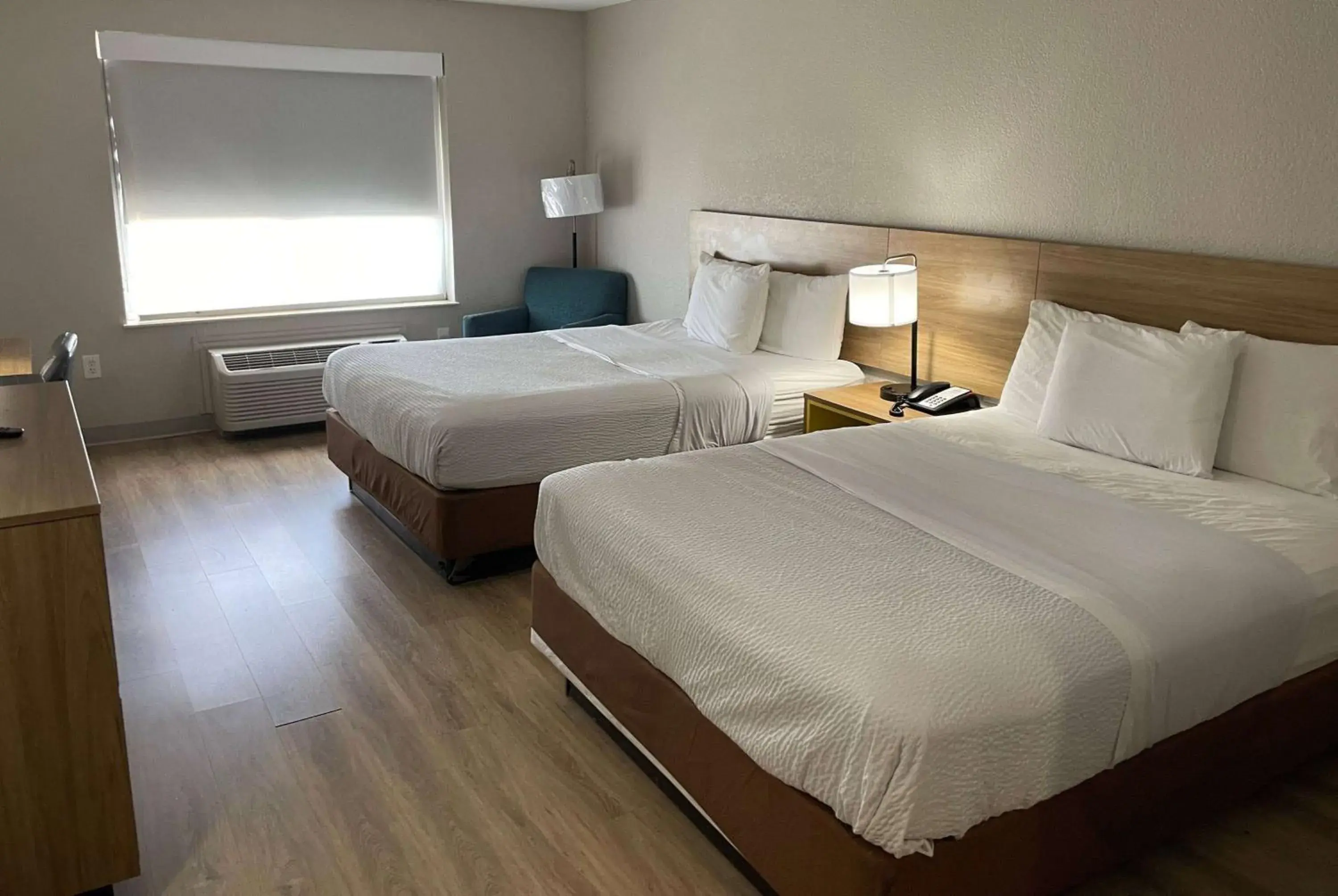 Queen Room with Two Queen Beds and Roll-In Shower - Mobility Accessible/Non-Smoking in Days Inn by Wyndham Dallas Garland West Queen Room with Two Queen Beds and Roll-In Shower - Mobility Accessible/Non-Smoking in Days Inn by Wyndham Dallas Garland West
