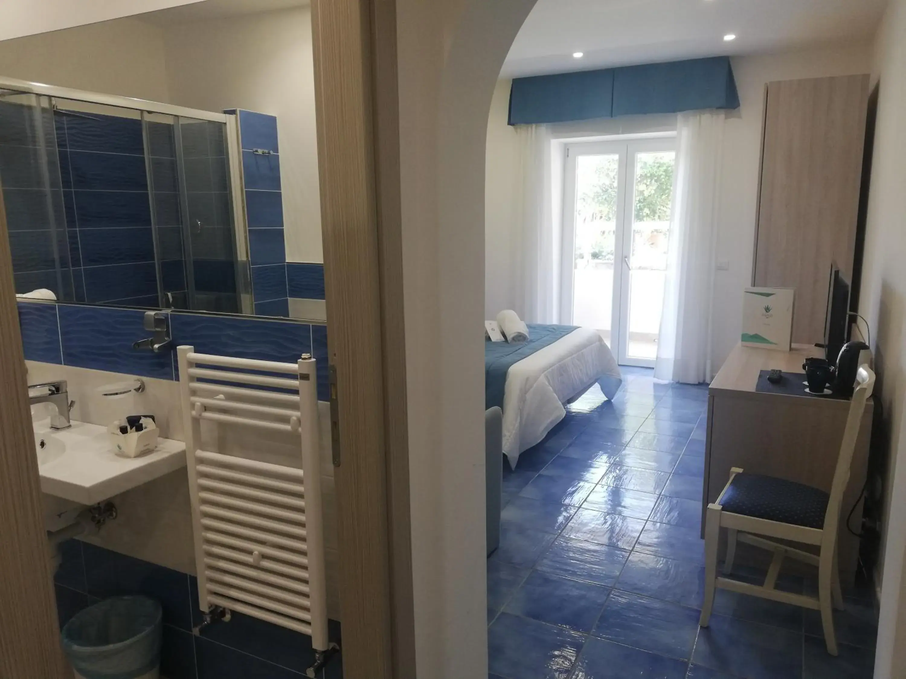 Superior Double Room in Hotel Parco Delle Agavi Superior Double Room in Hotel Parco Delle Agavi