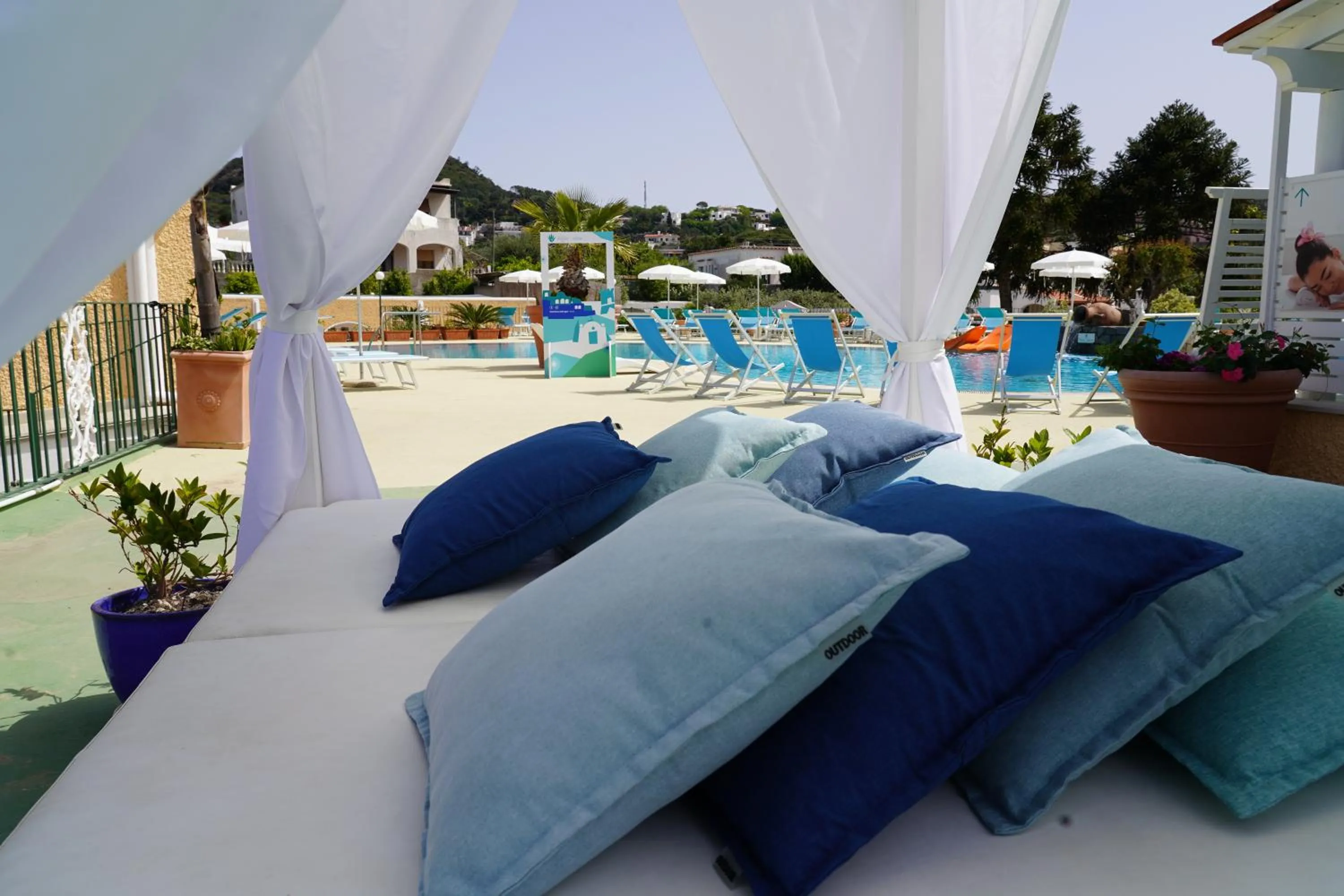 Property building, Bed in Hotel Parco Delle Agavi