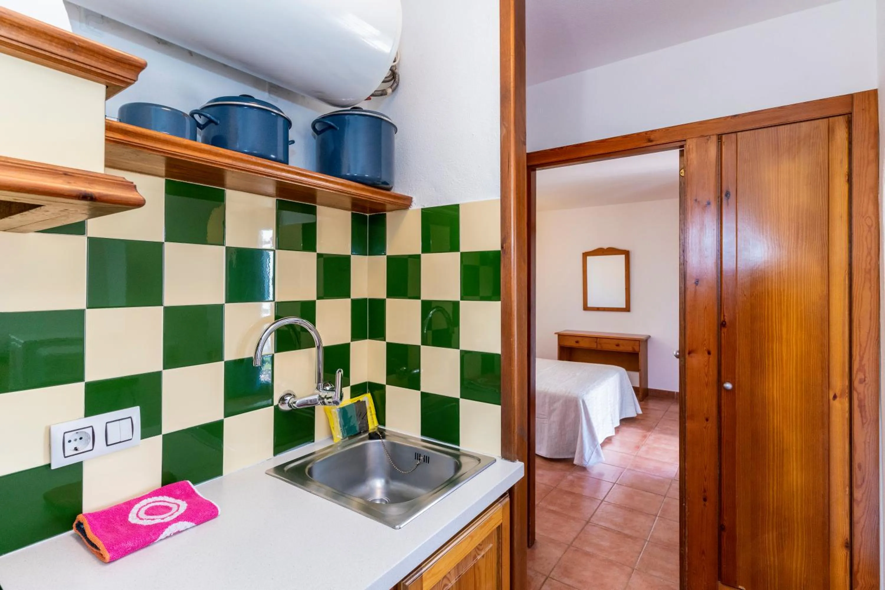 Kitchen or kitchenette in Apartamentos Vistapicas