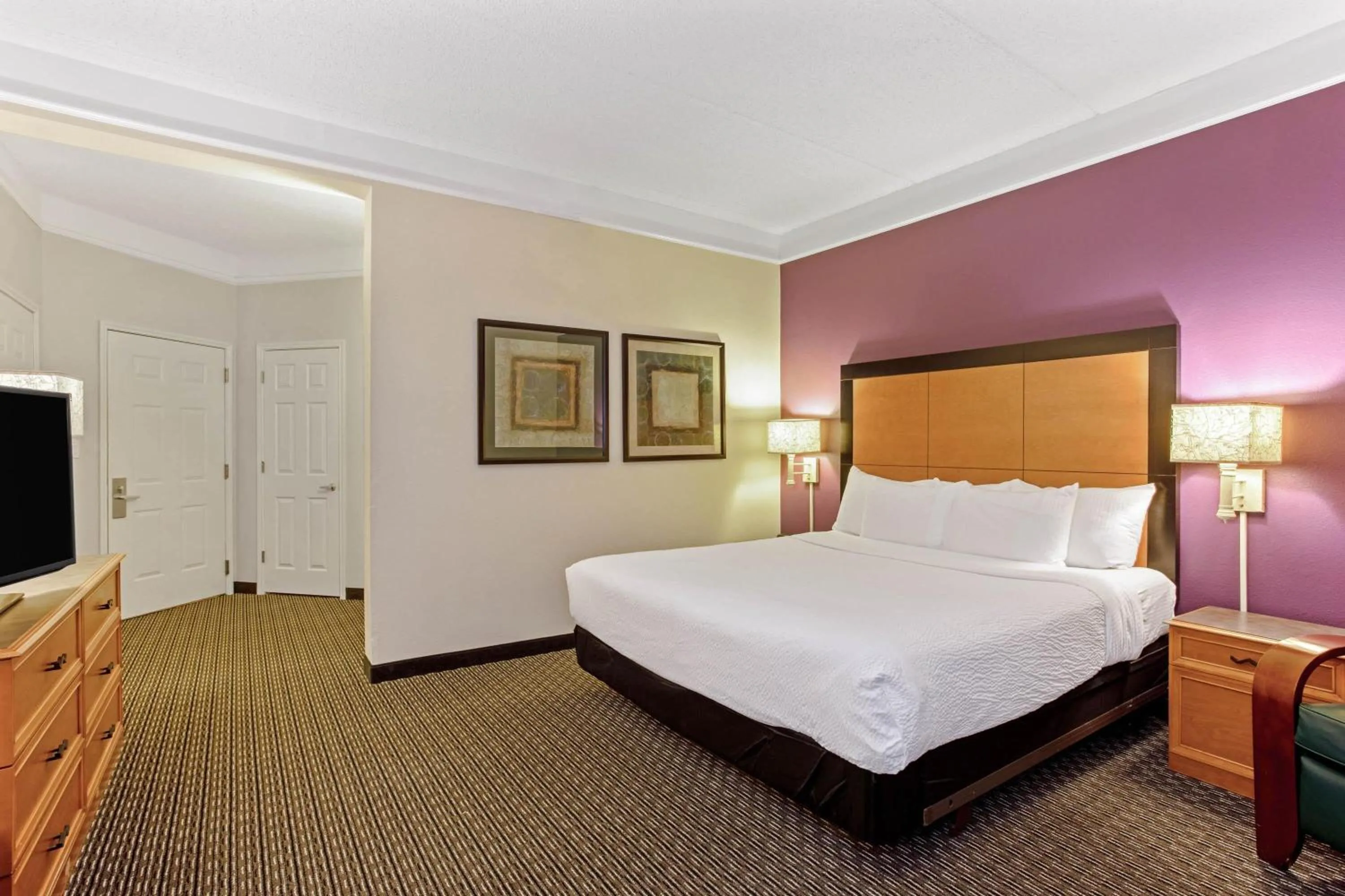 Photo of the whole room, Bed in La Quinta by Wyndham Orlando I Drive/Conv Center