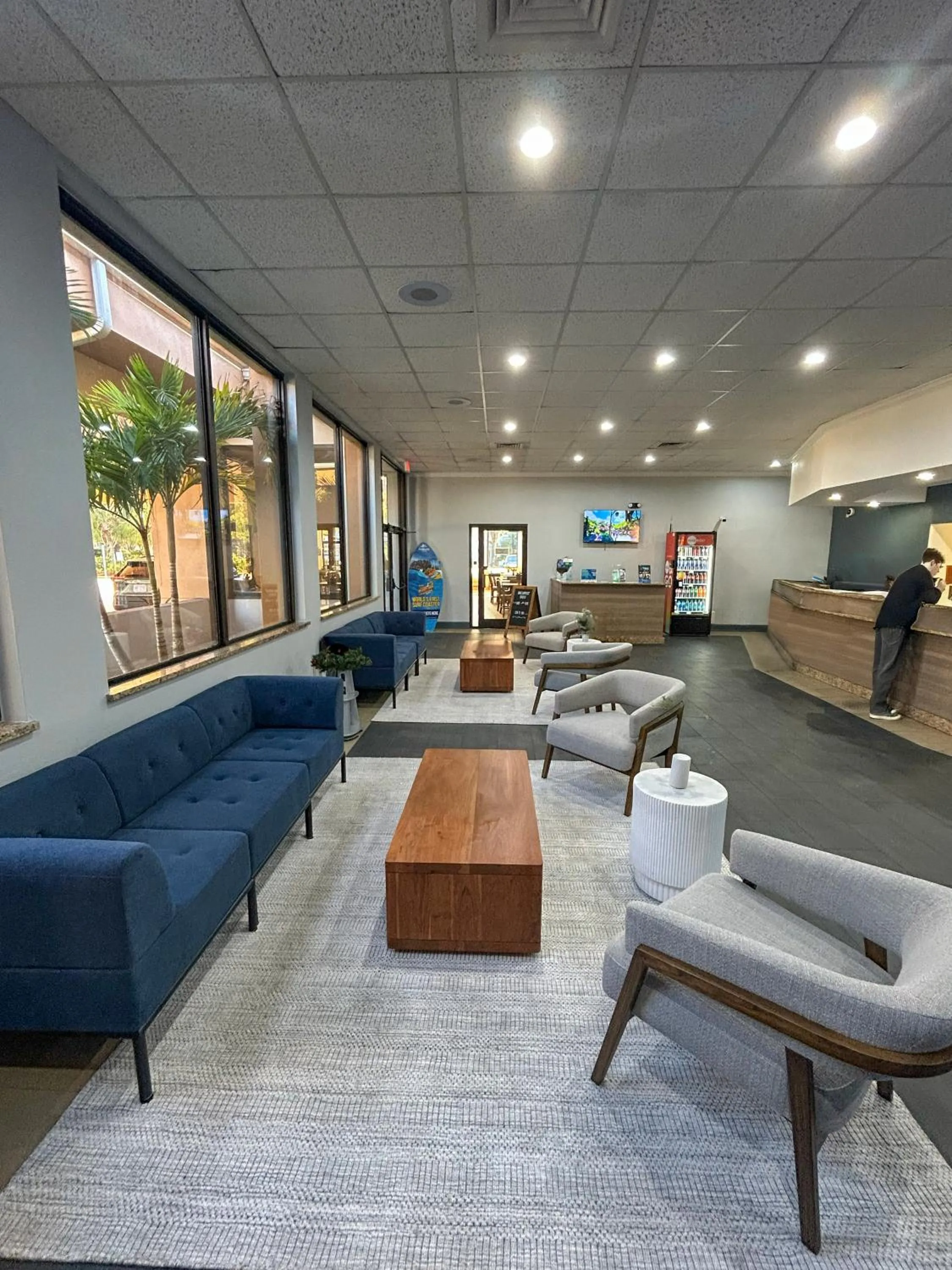 Lobby or reception in Hotel Monreale Express & Studios IDrive District