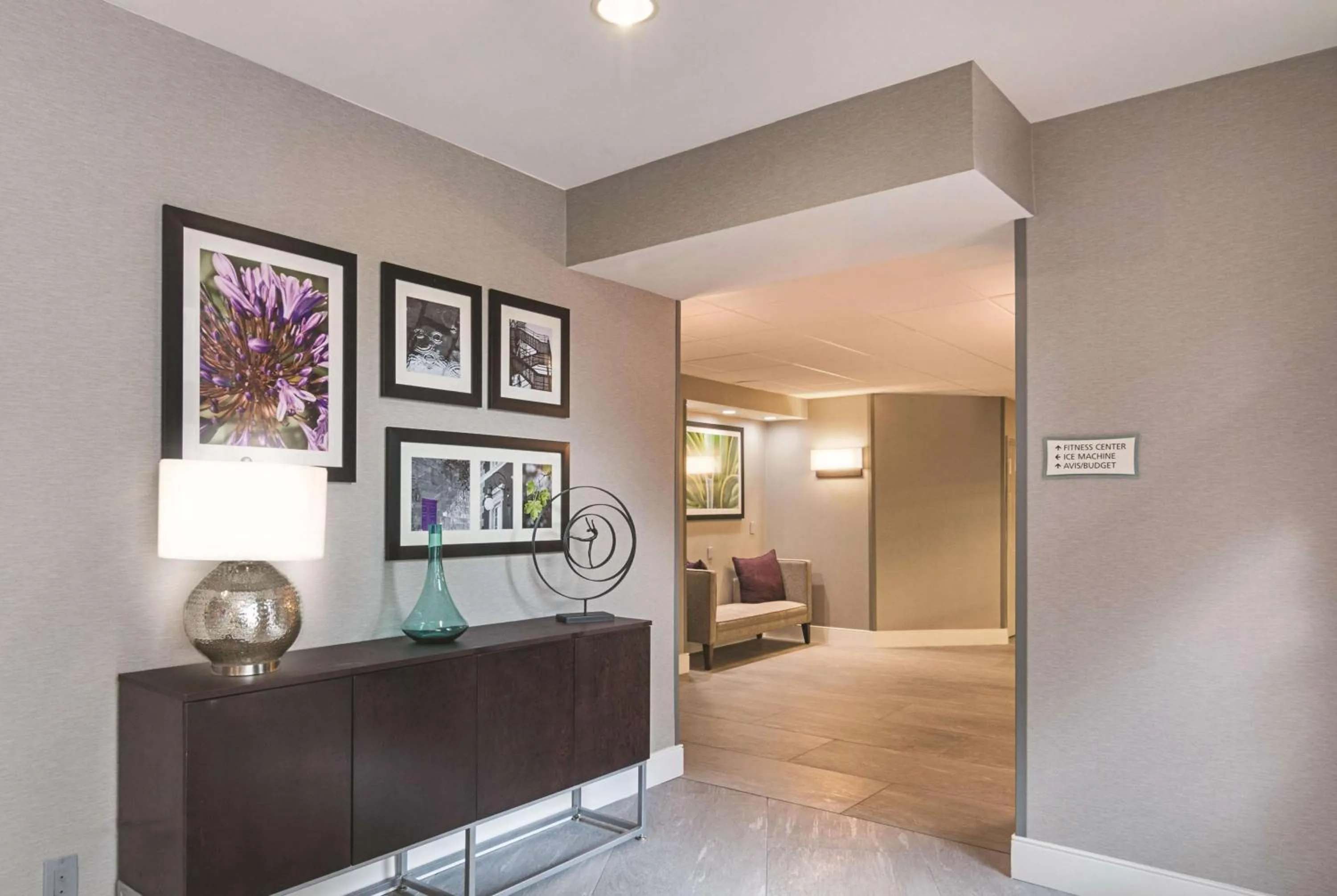 Lobby or reception in La Quinta by Wyndham Orlando UCF