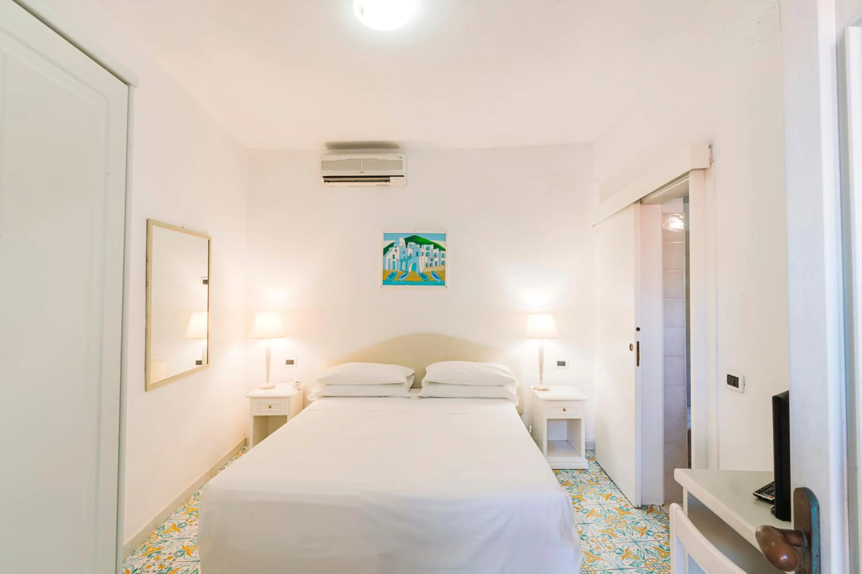 Bedroom, Bed in Hotel Villa Svizzera Terme