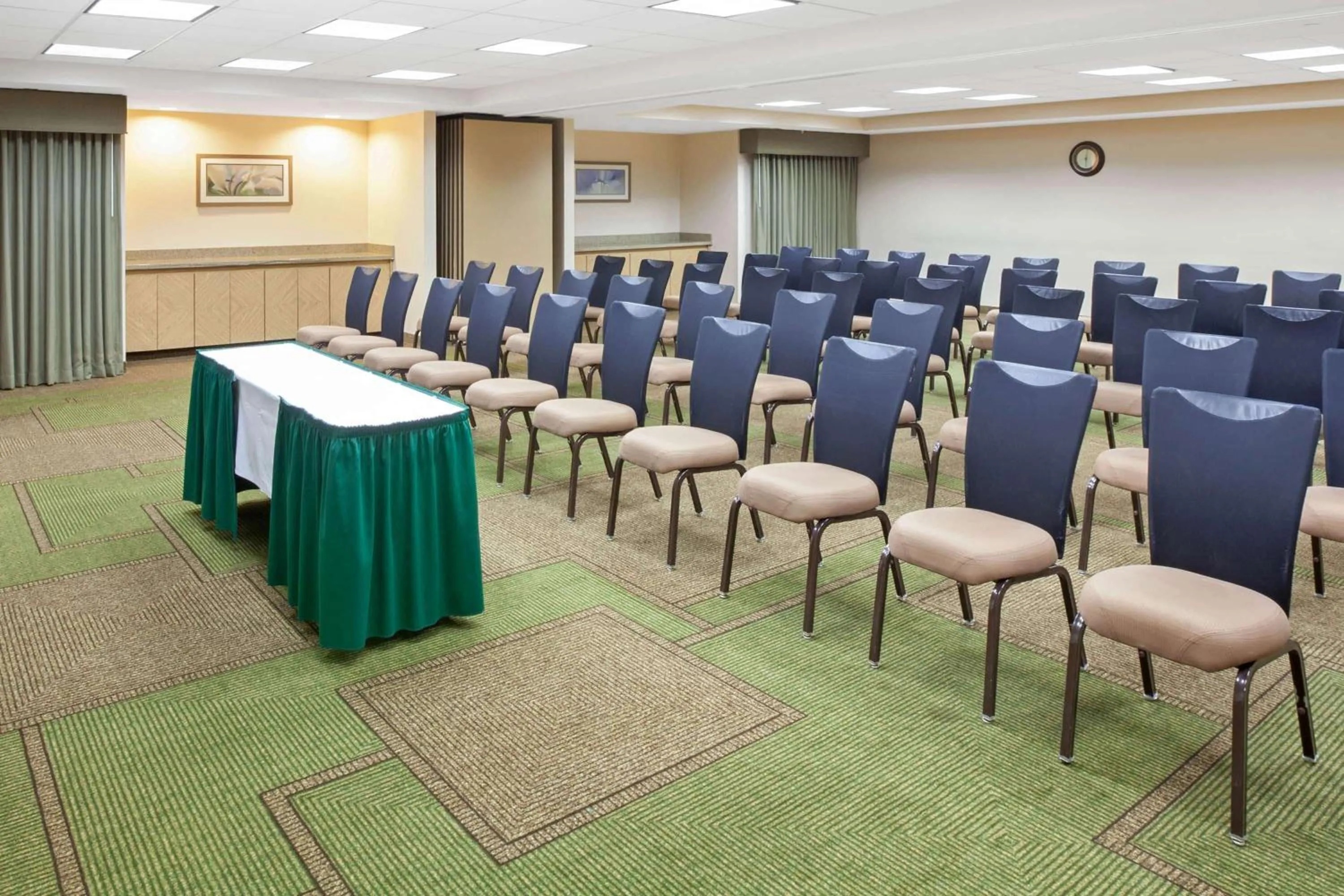 On site in La Quinta by Wyndham Houston Galleria Area