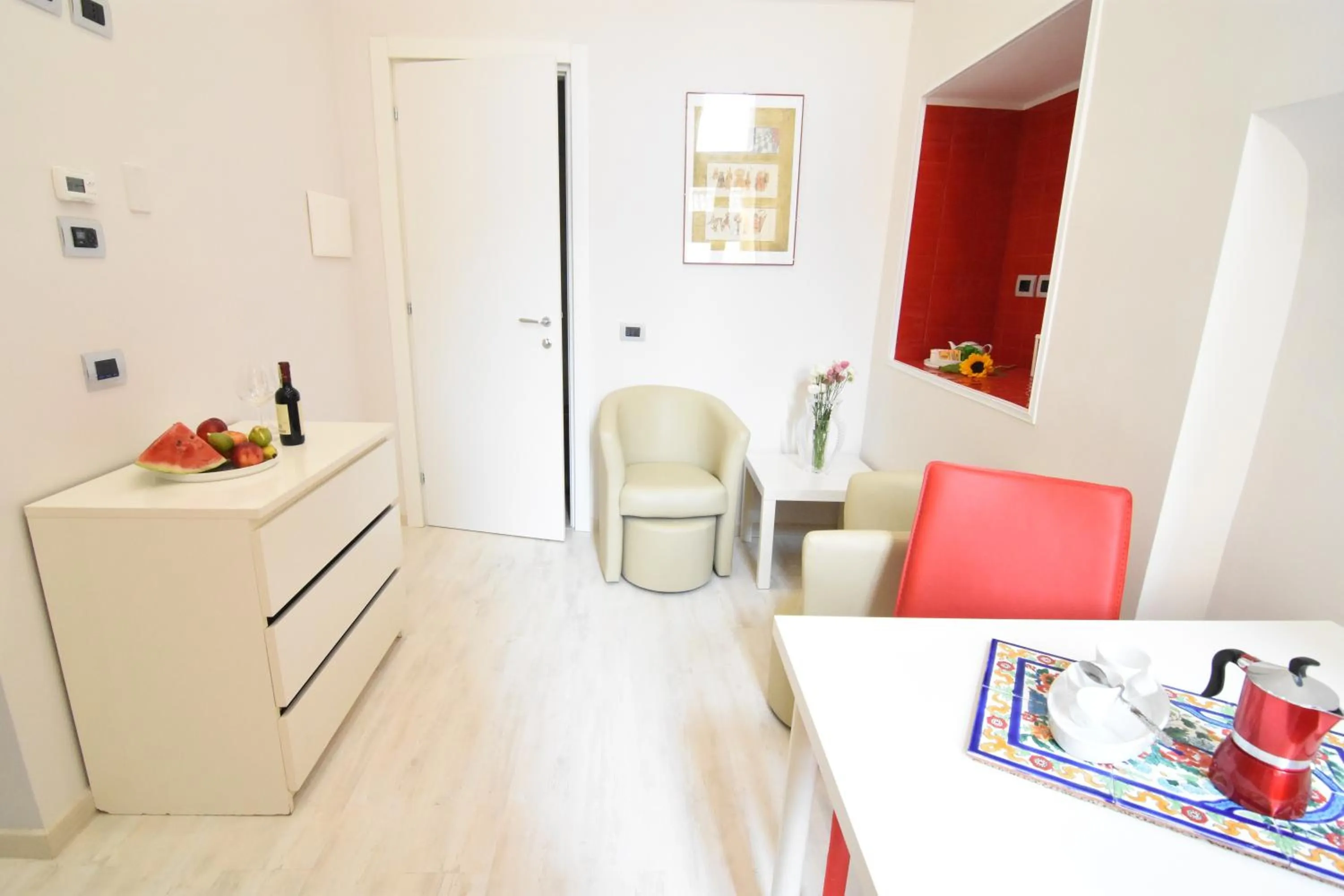 Communal lounge/ TV room in Nanà Bed and Breakfast