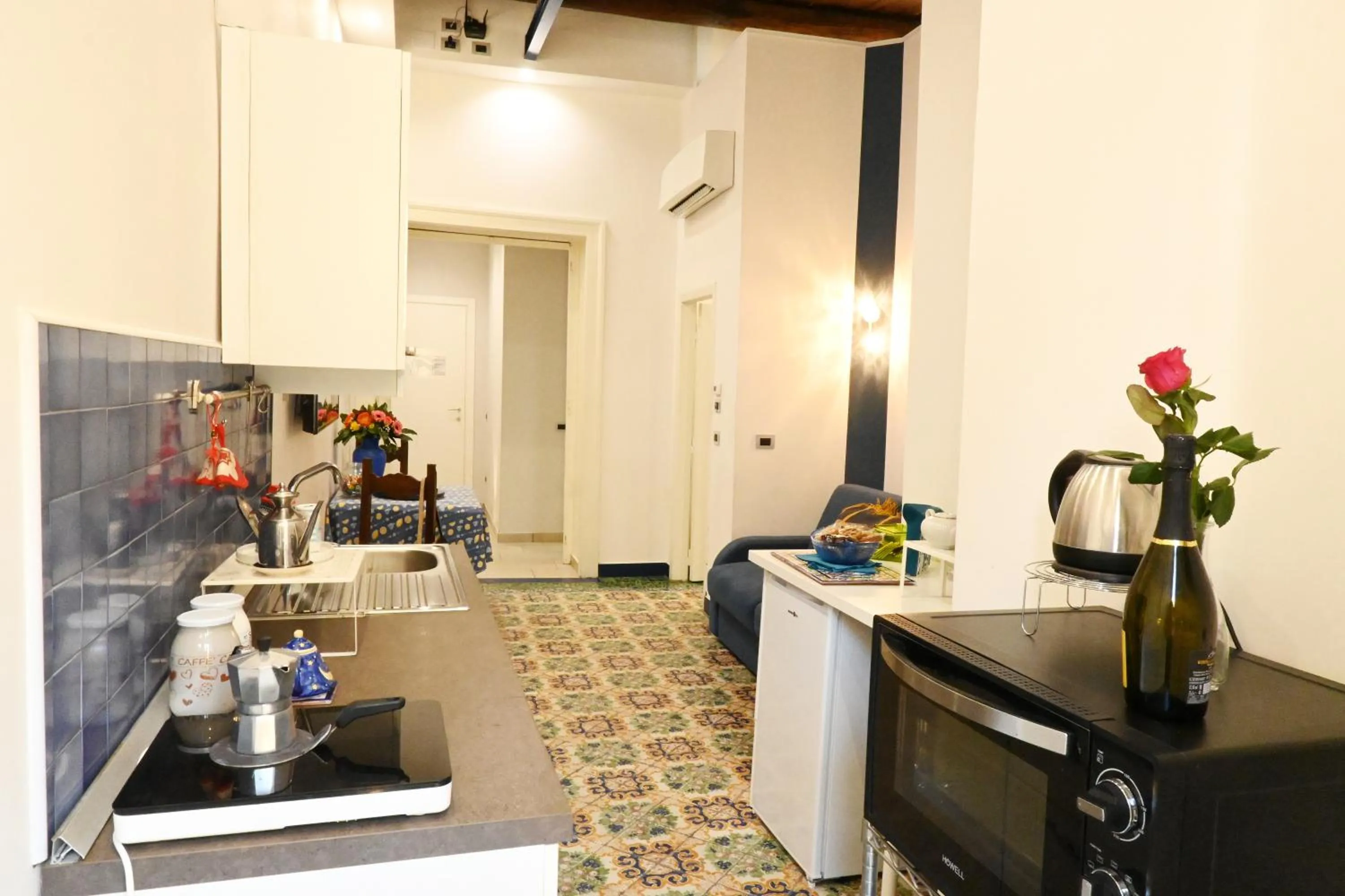 Kitchen or kitchenette in Nanà Bed and Breakfast