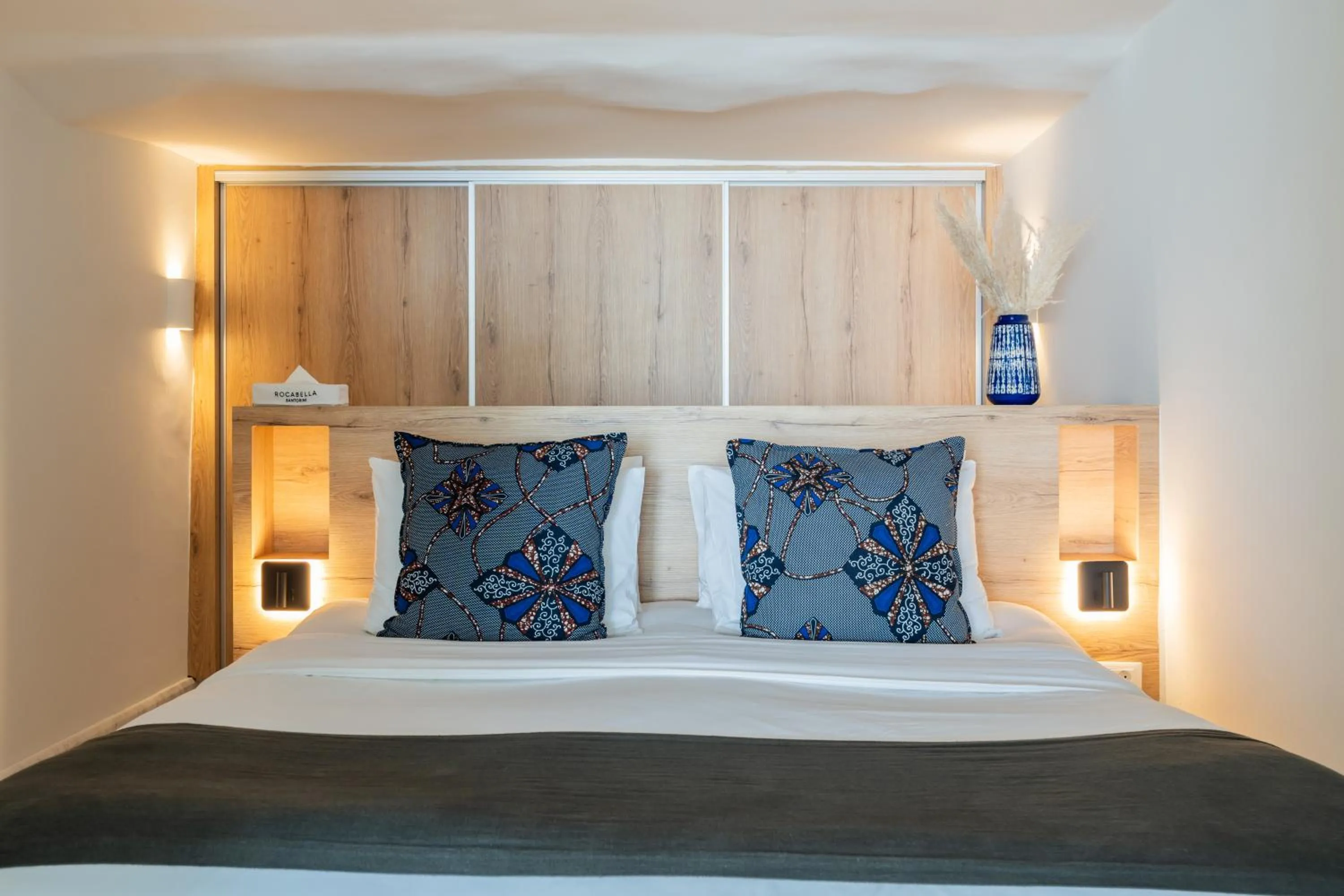 Bed in Rocabella Santorini Hotel & Spa