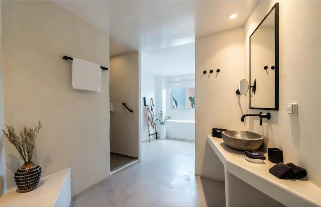 Rocabella Santorini Hotel & Spa