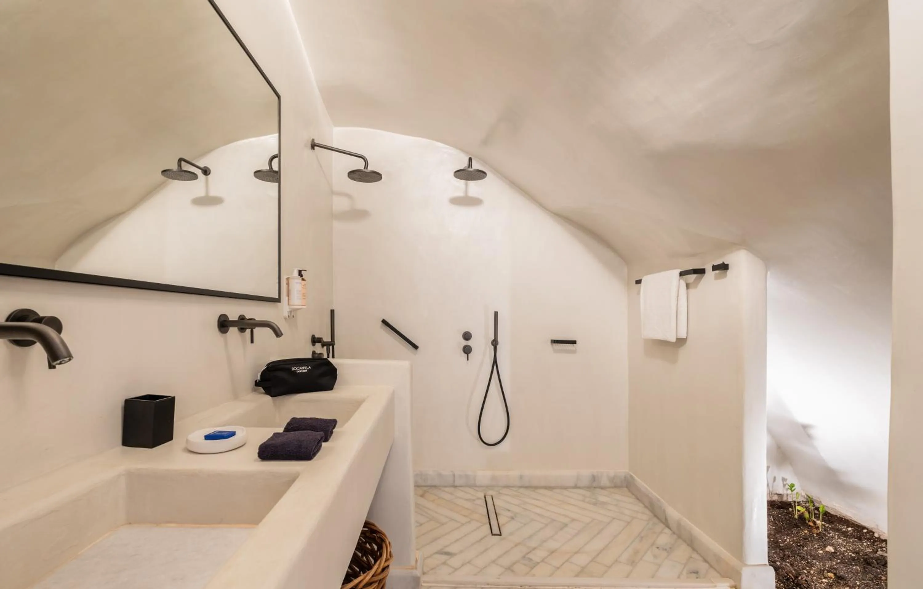 Bathroom in Rocabella Santorini Hotel & Spa