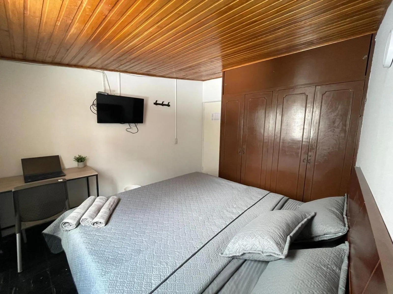 Bedroom, Bed in Casa Hotel Victoria