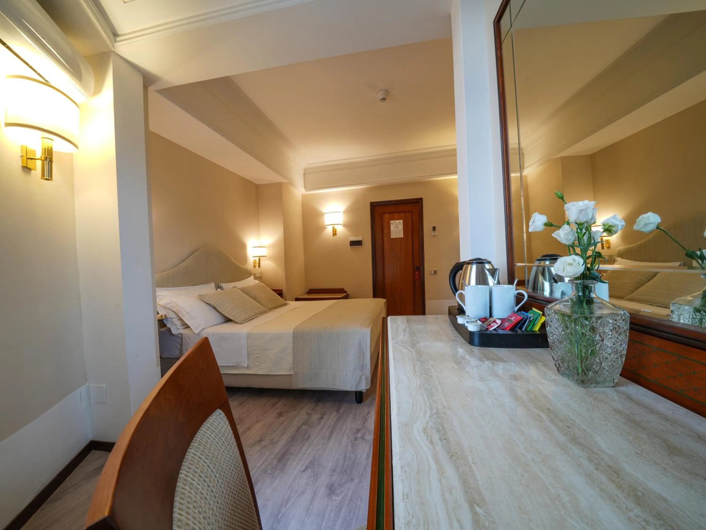 Bed in Hotel Scapolatiello