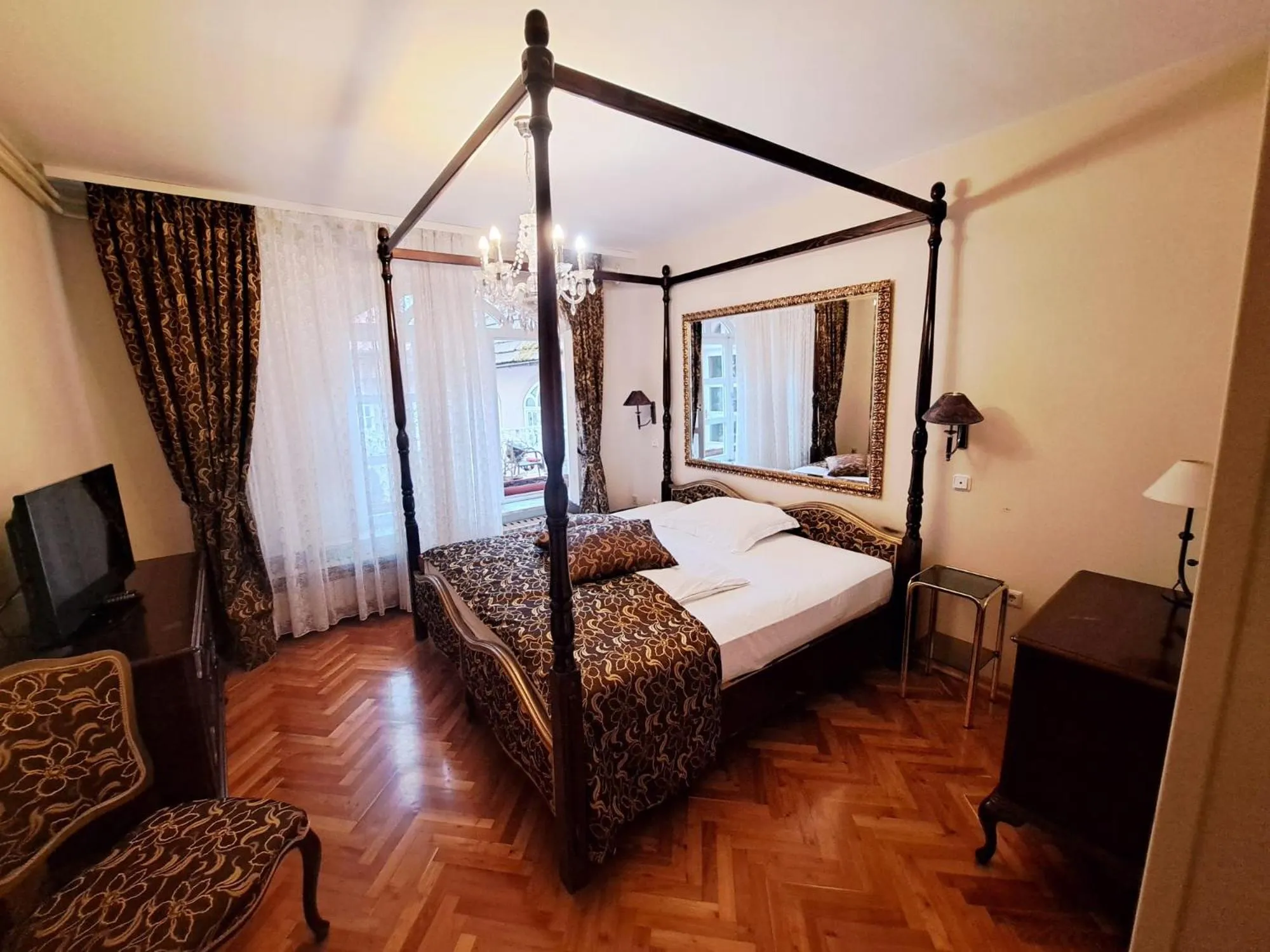 Bedroom, Bed in Hotel Livadić