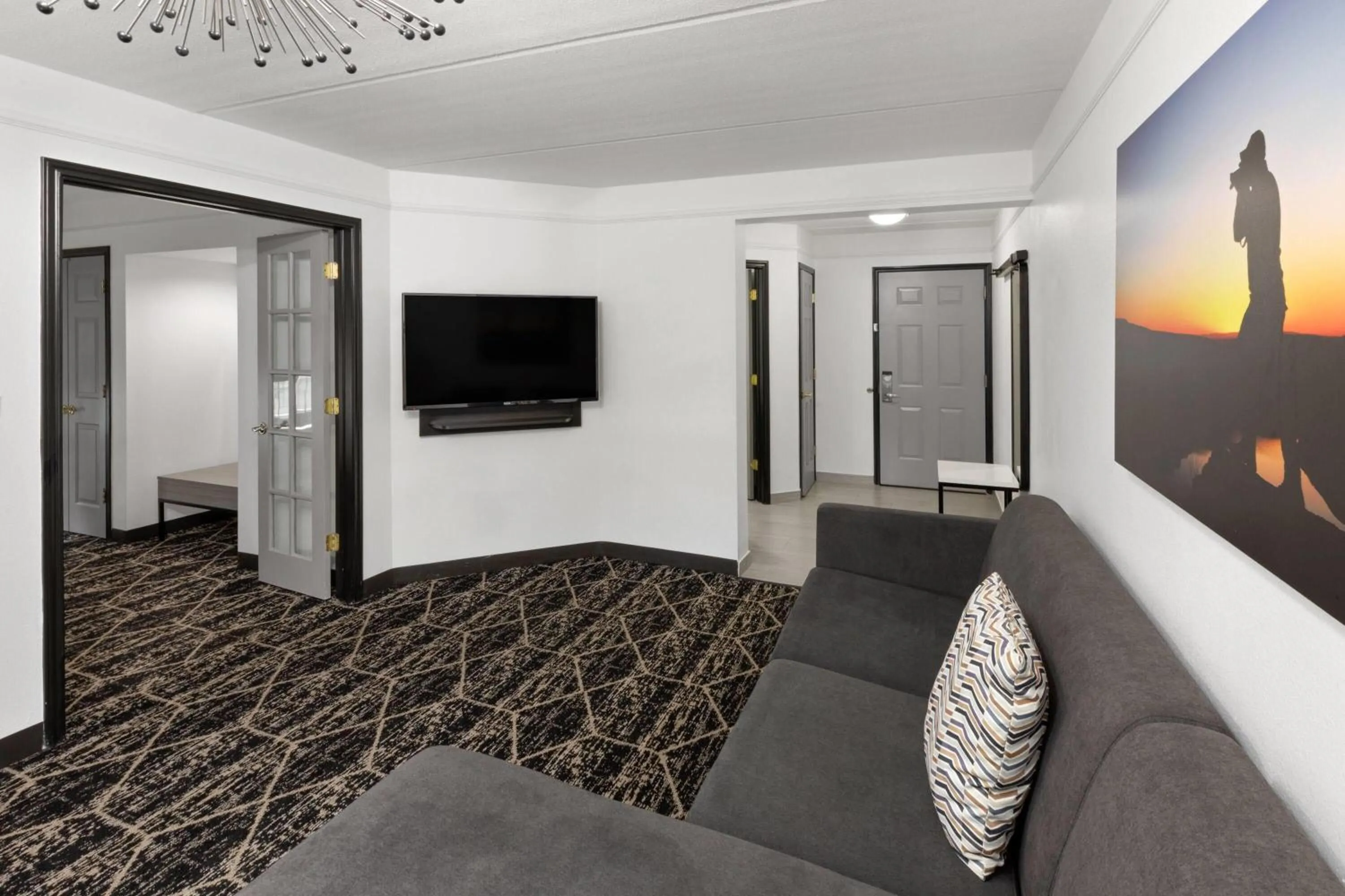 Photo of the whole room in La Quinta Inn & Suites by Wyndham Houston Bush IAH South