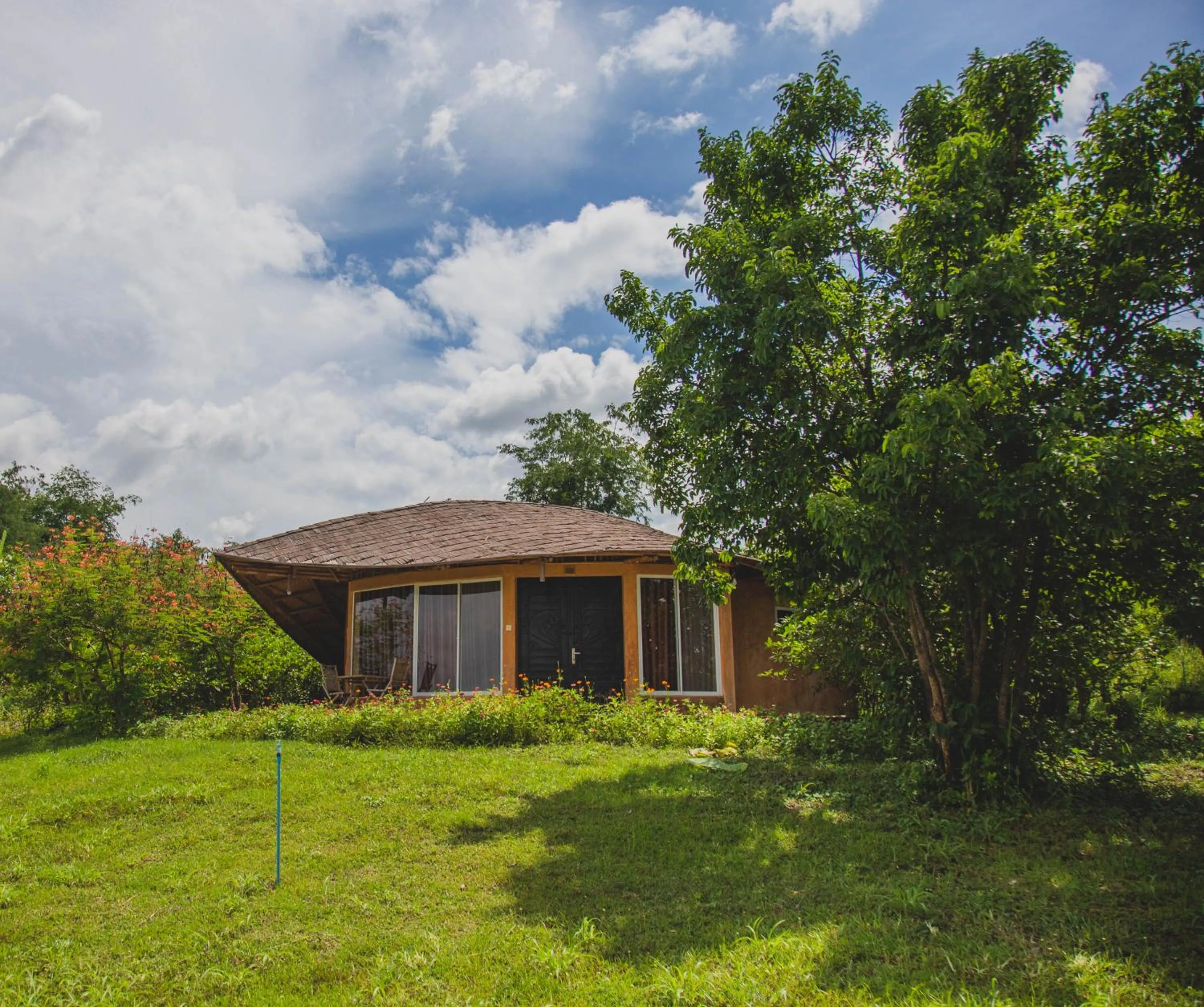 Hanchey Bamboo Resort