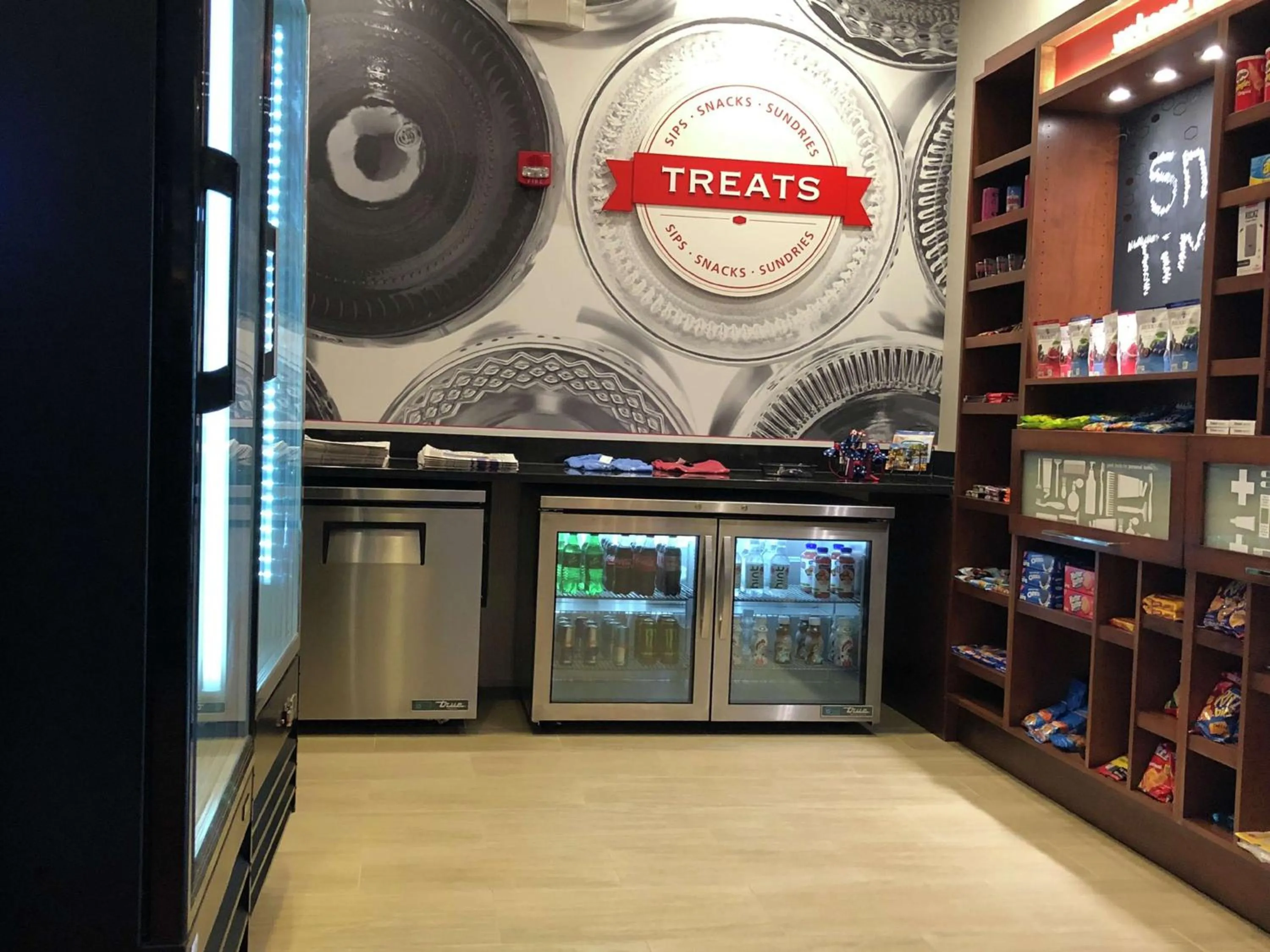 Restaurant/places to eat in Hampton Inn Alexandria/Old Town