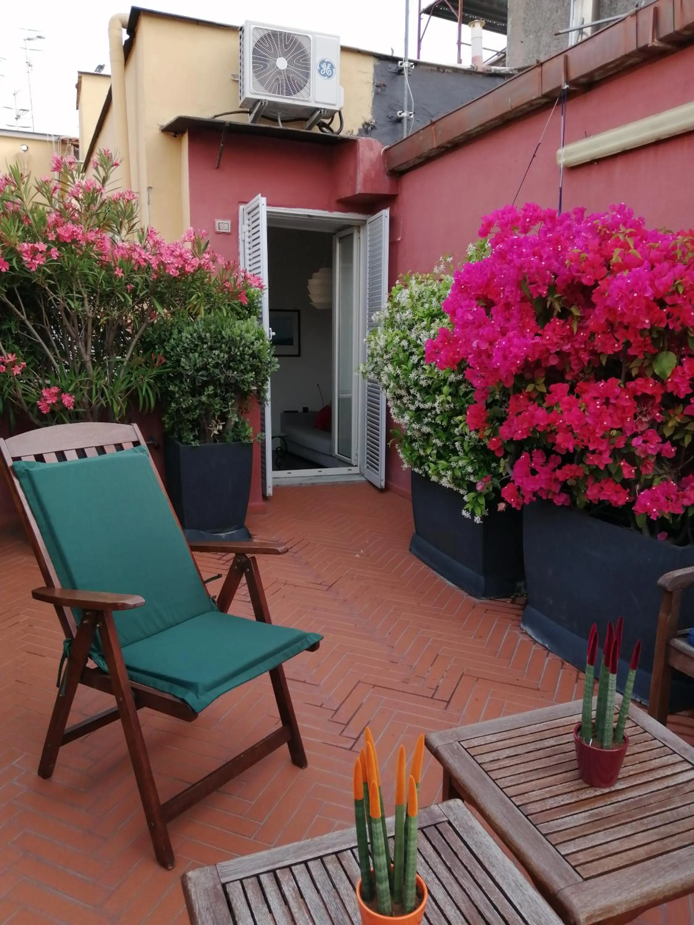 Balcony/Terrace in I DIOSCURI