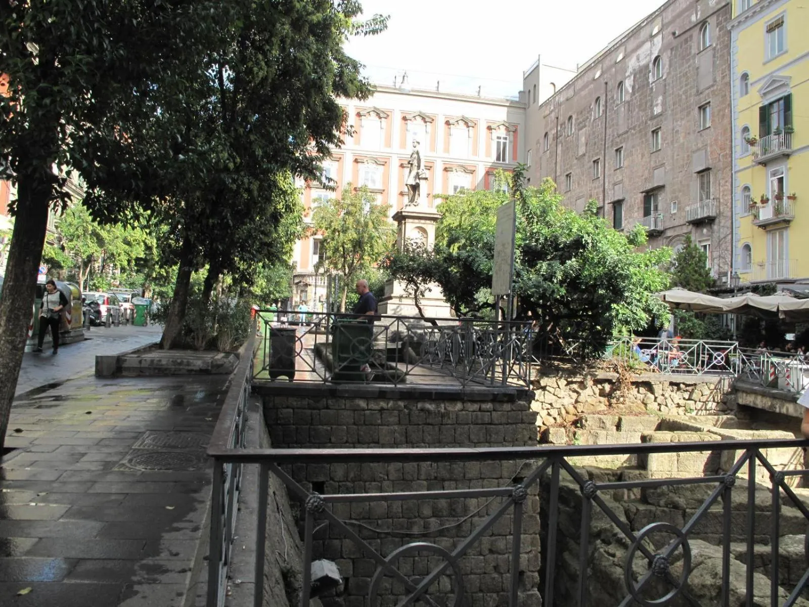 Neighbourhood in I DIOSCURI