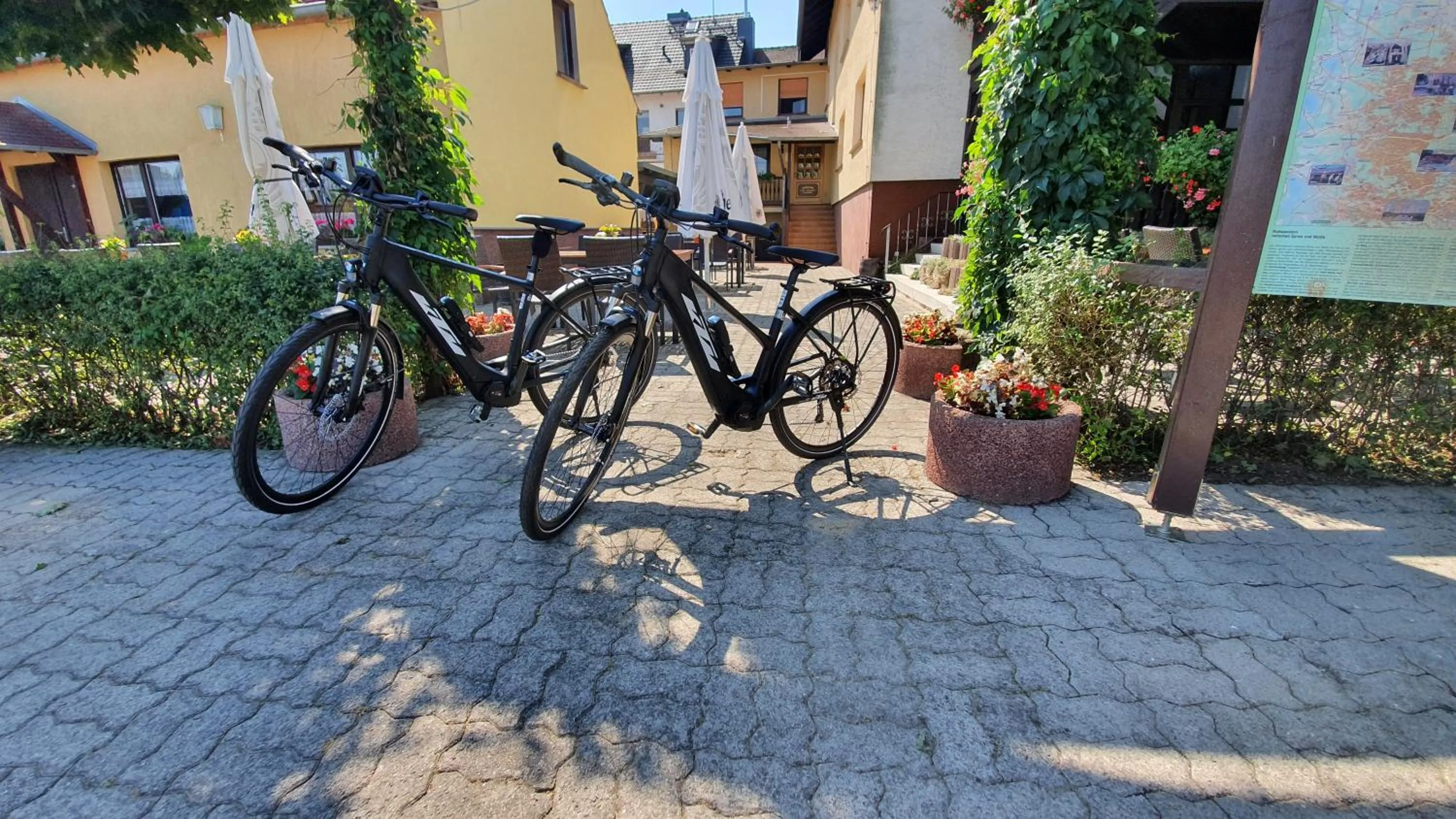 Cycling in Bergschänke & Berghotel