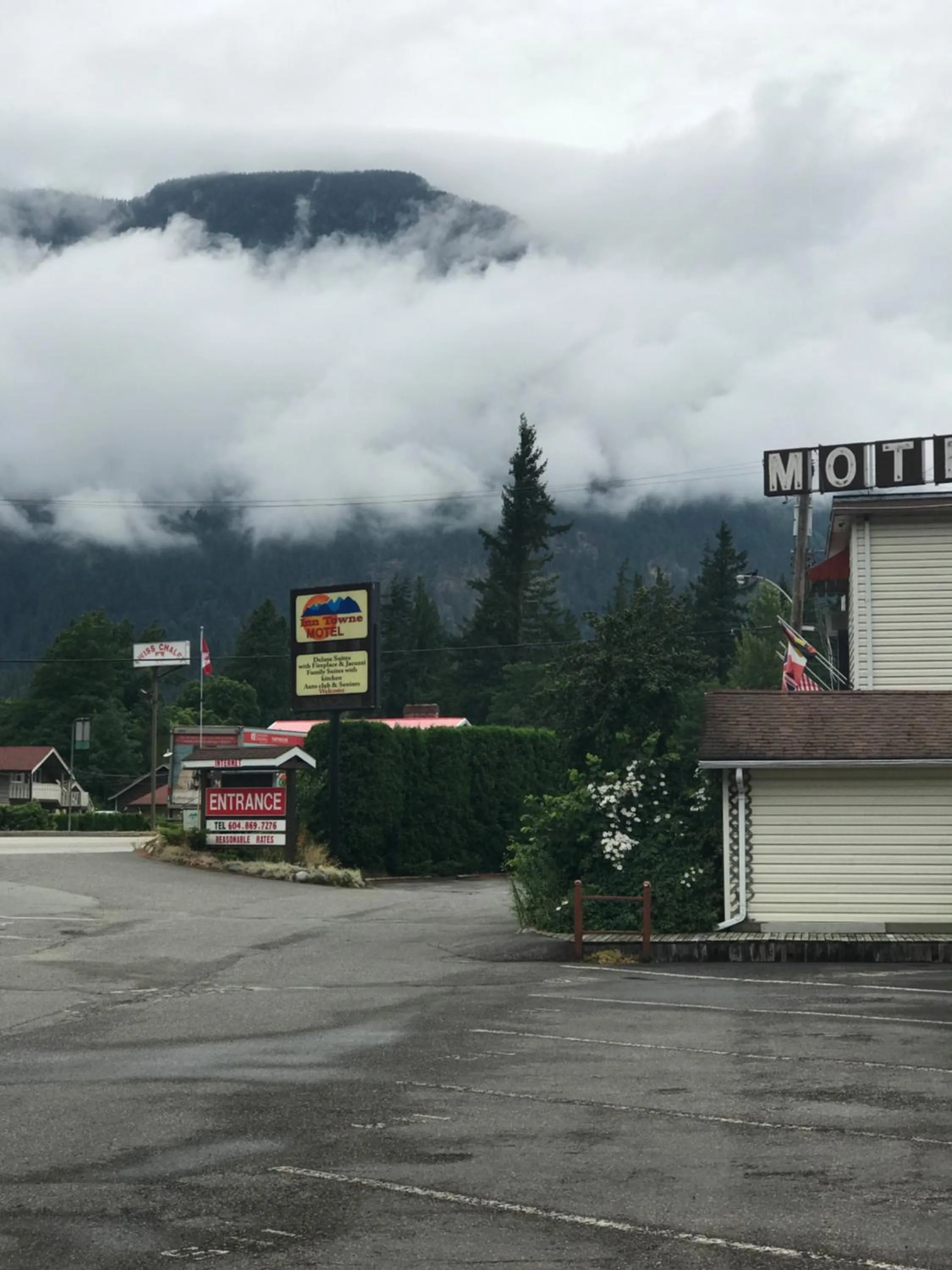 Property logo or sign in Inntowne Motel