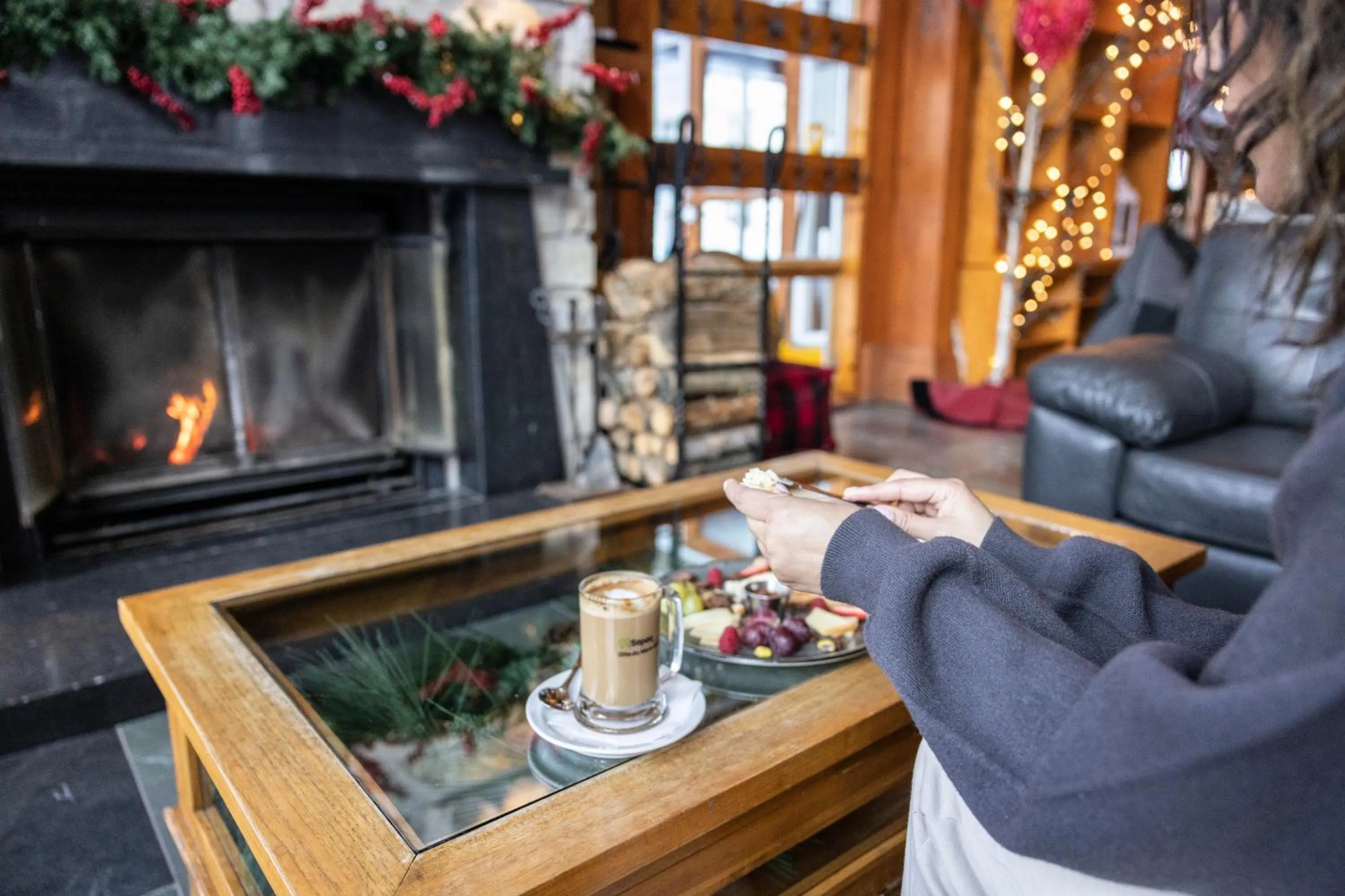 Lounge or bar in Gîte du Mont-Albert - Sepaq
