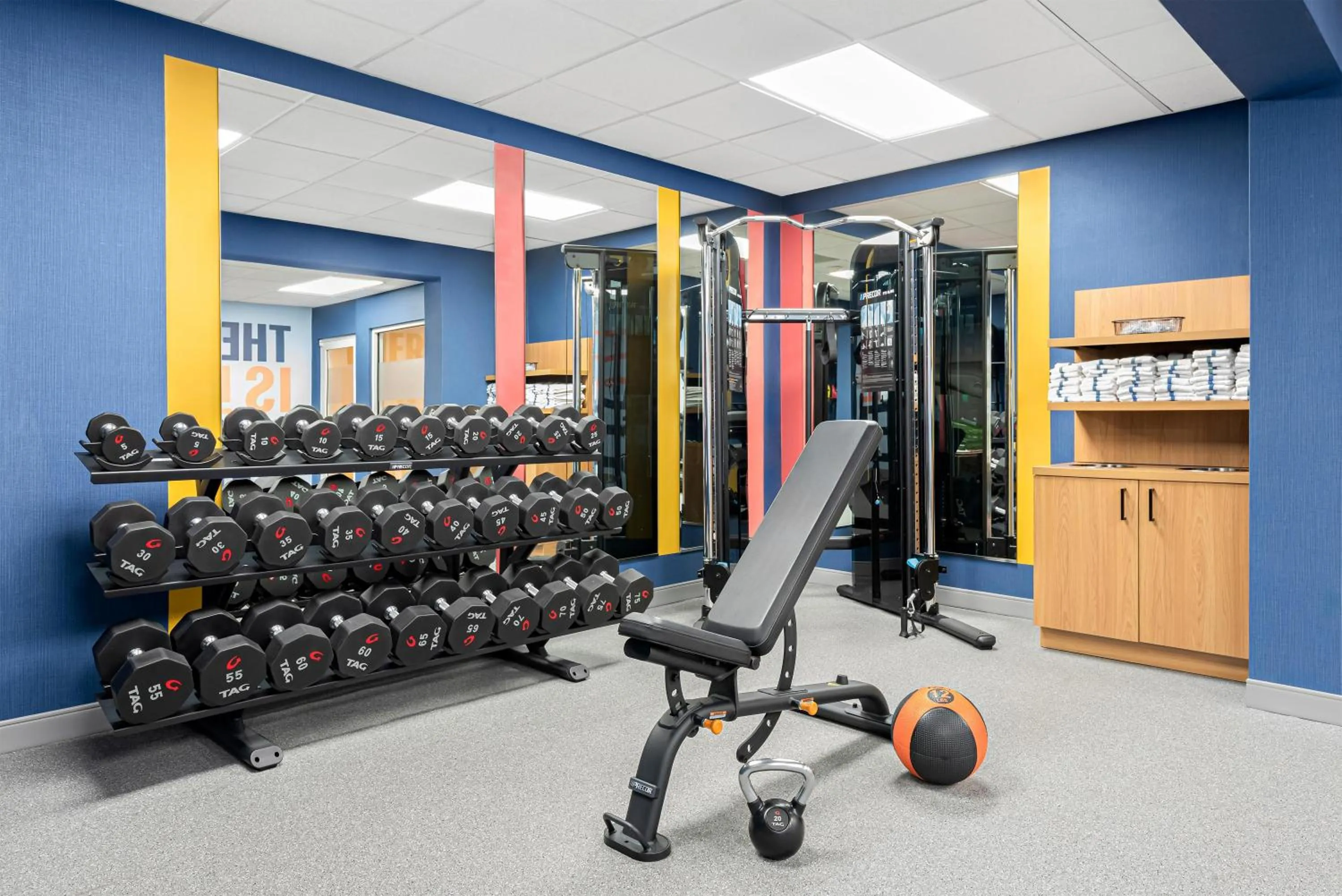 Fitness centre/facilities in Hampton Inn Gainesville-Haymarket