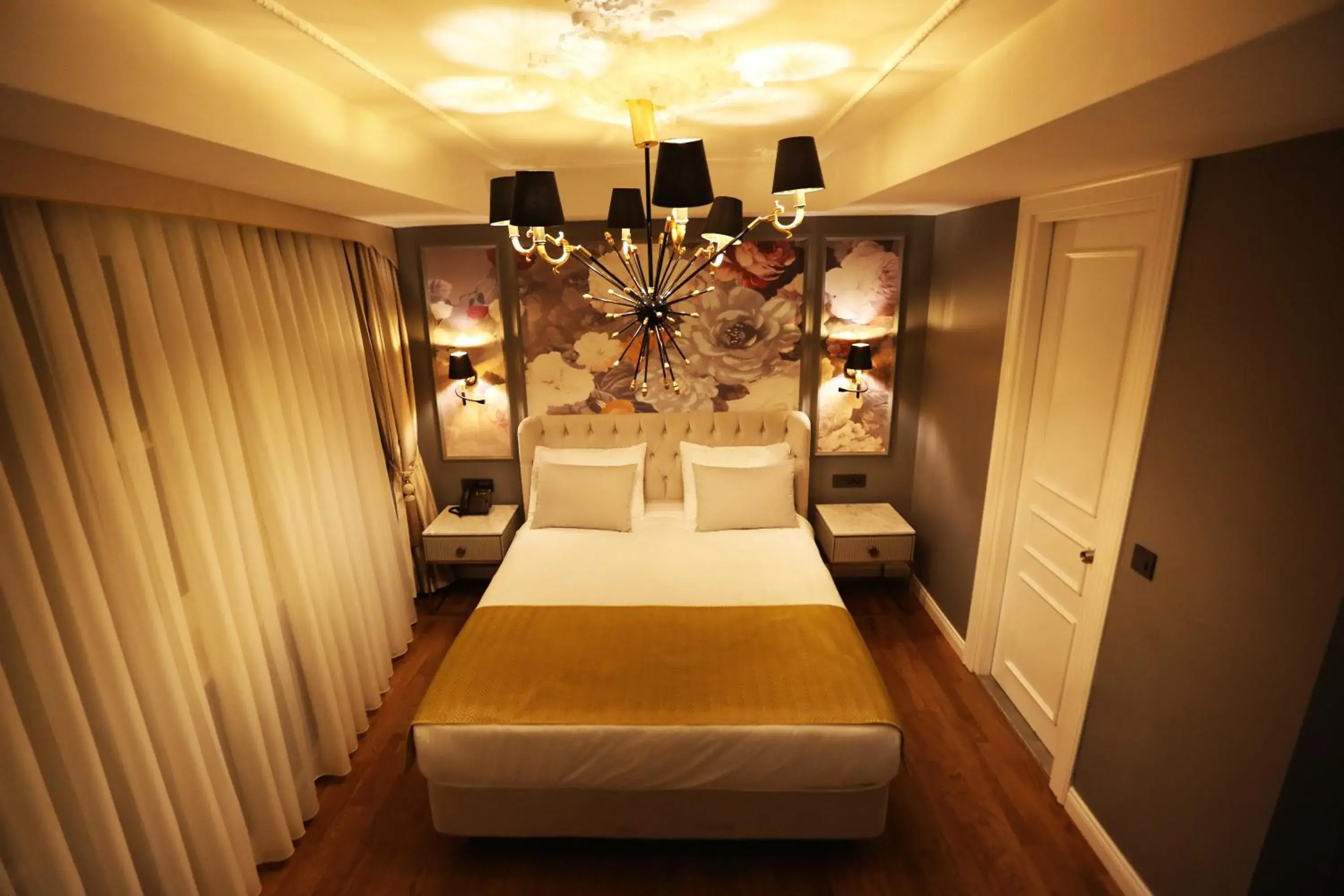 Standard Double Room in Royal Tophane Standard Double Room in Royal Tophane