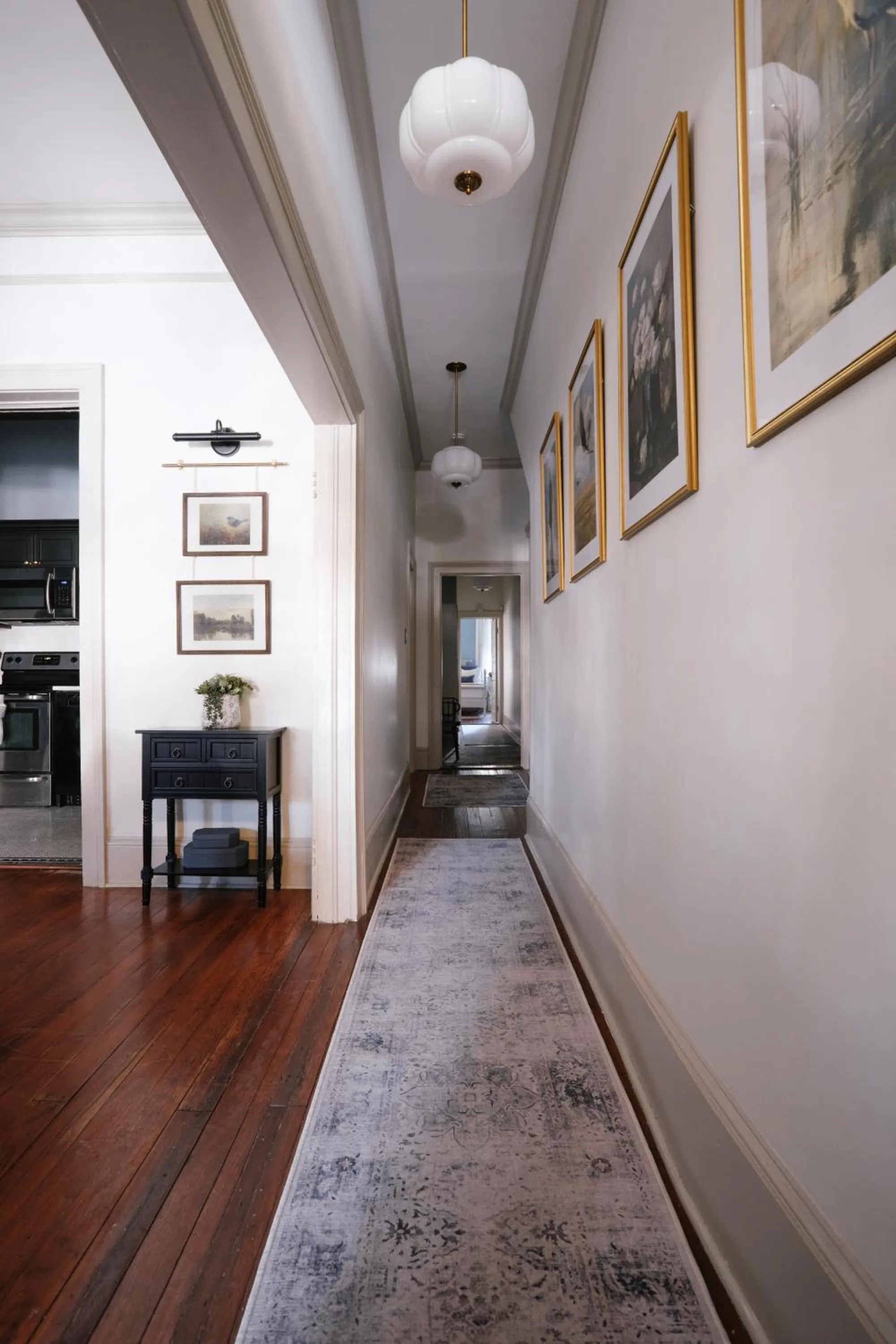 Decorative detail in Comfortable Escape in Historic Downtown Savannah