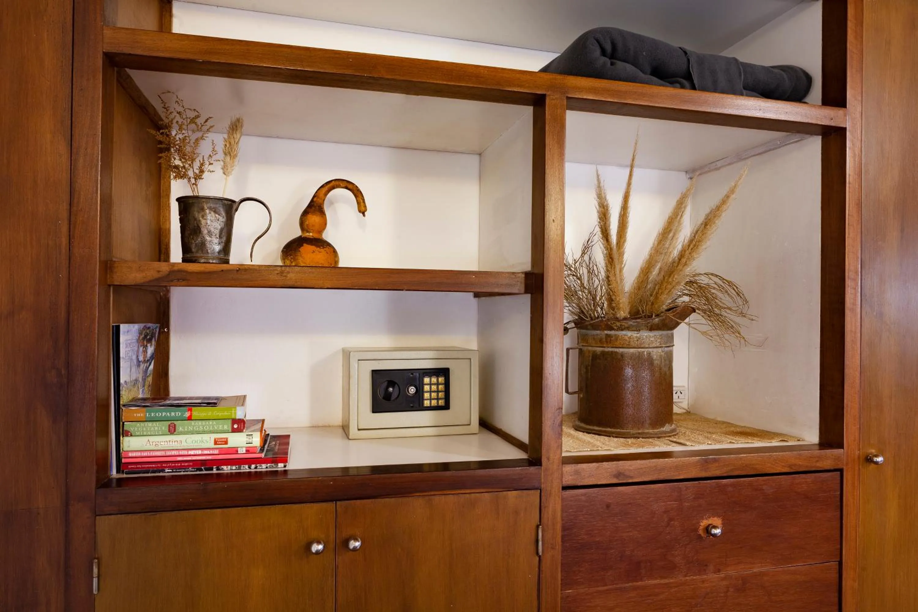 safe in Posada de Rosas