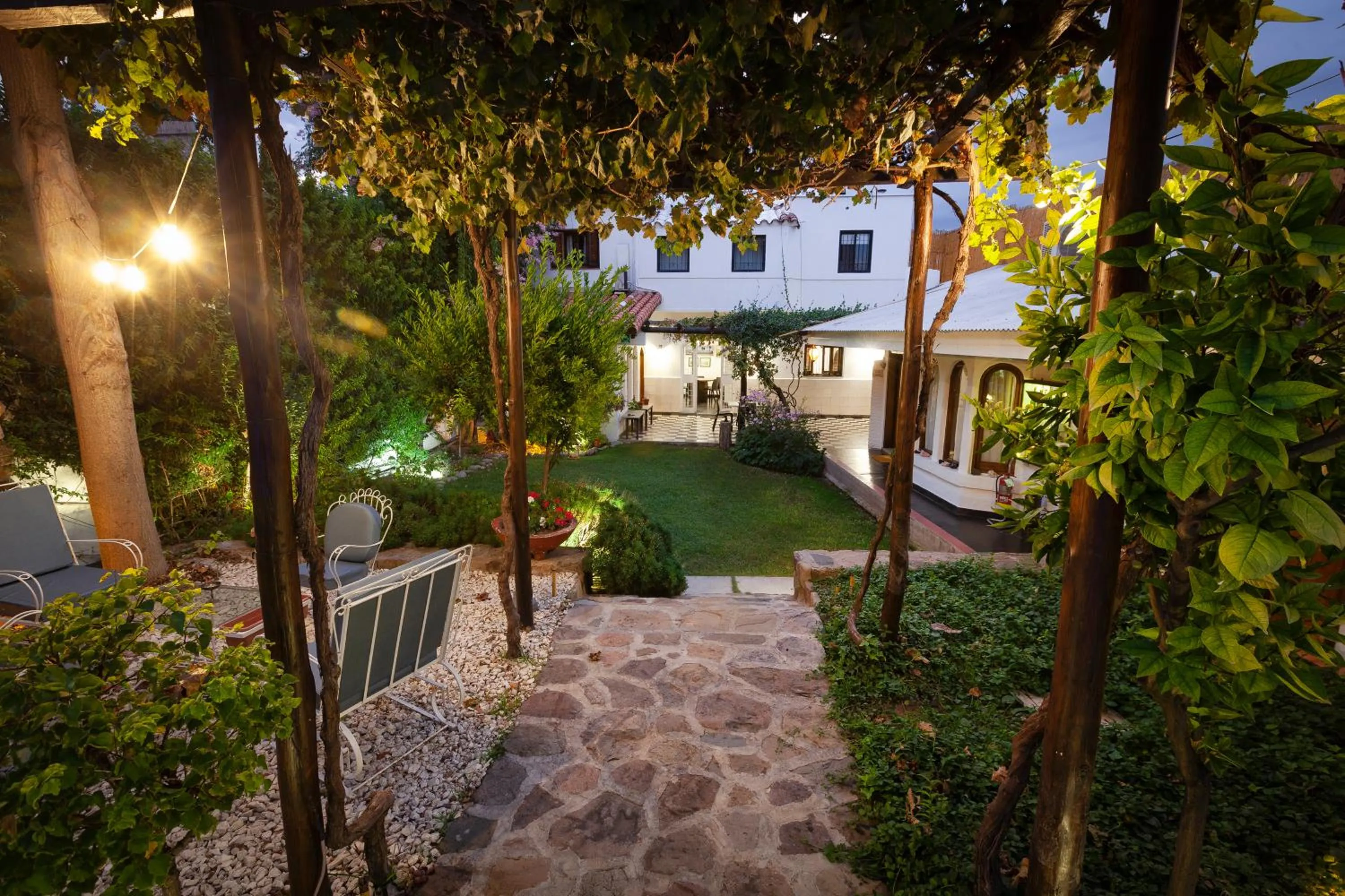 Property building in Posada de Rosas