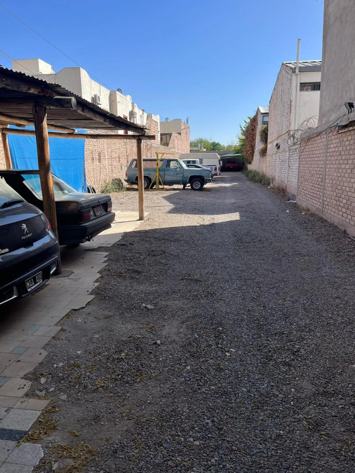 Parking in Posada de Rosas