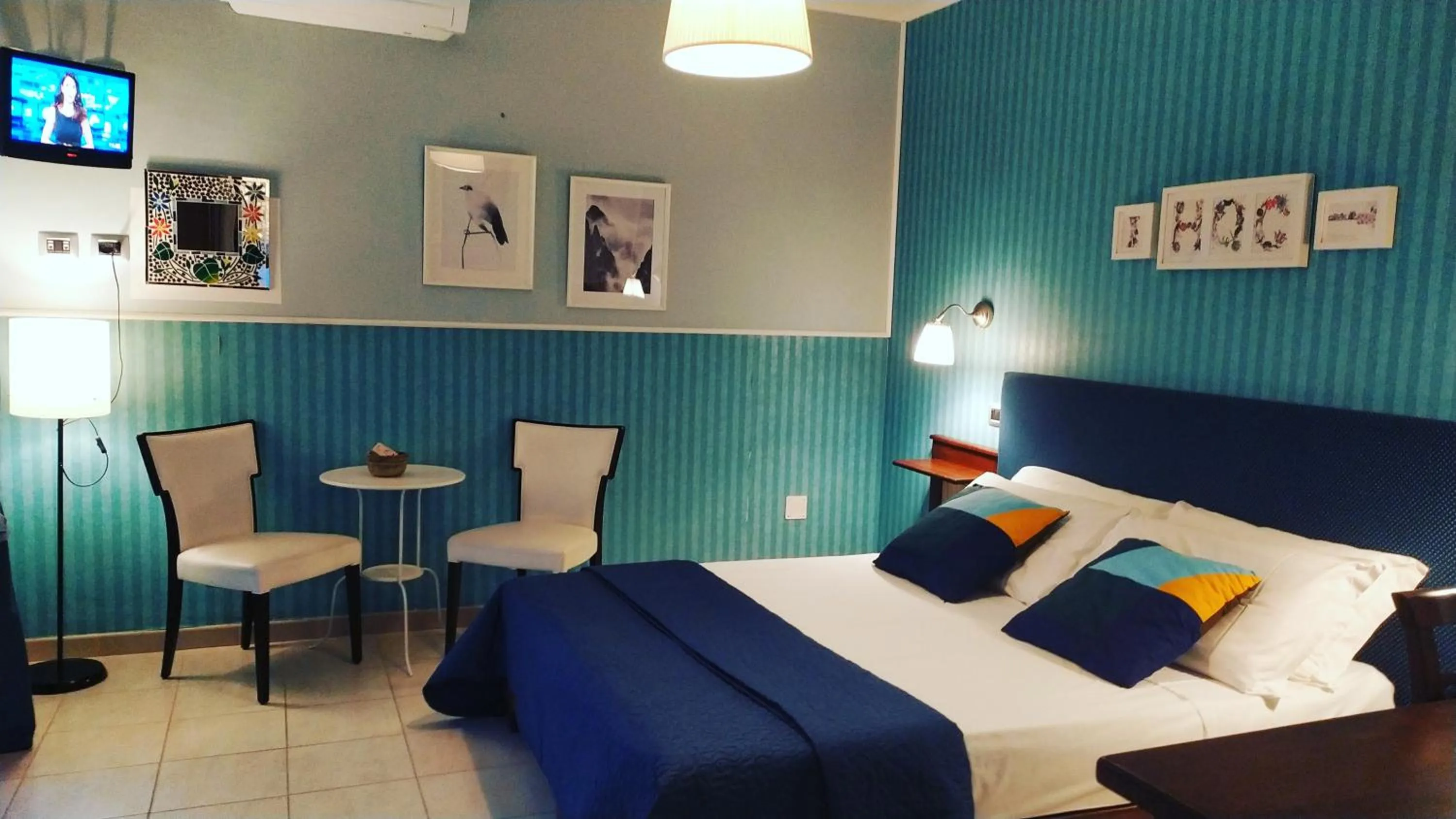 Bed in La Contessa B&B