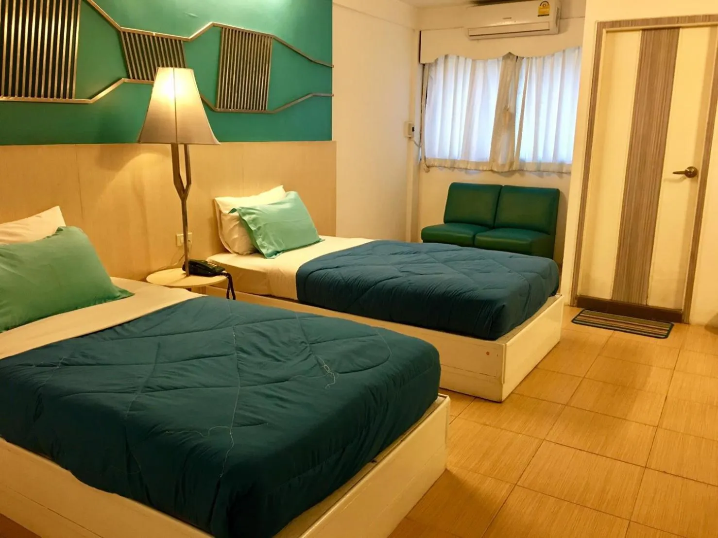 Bed in Highway Hotel