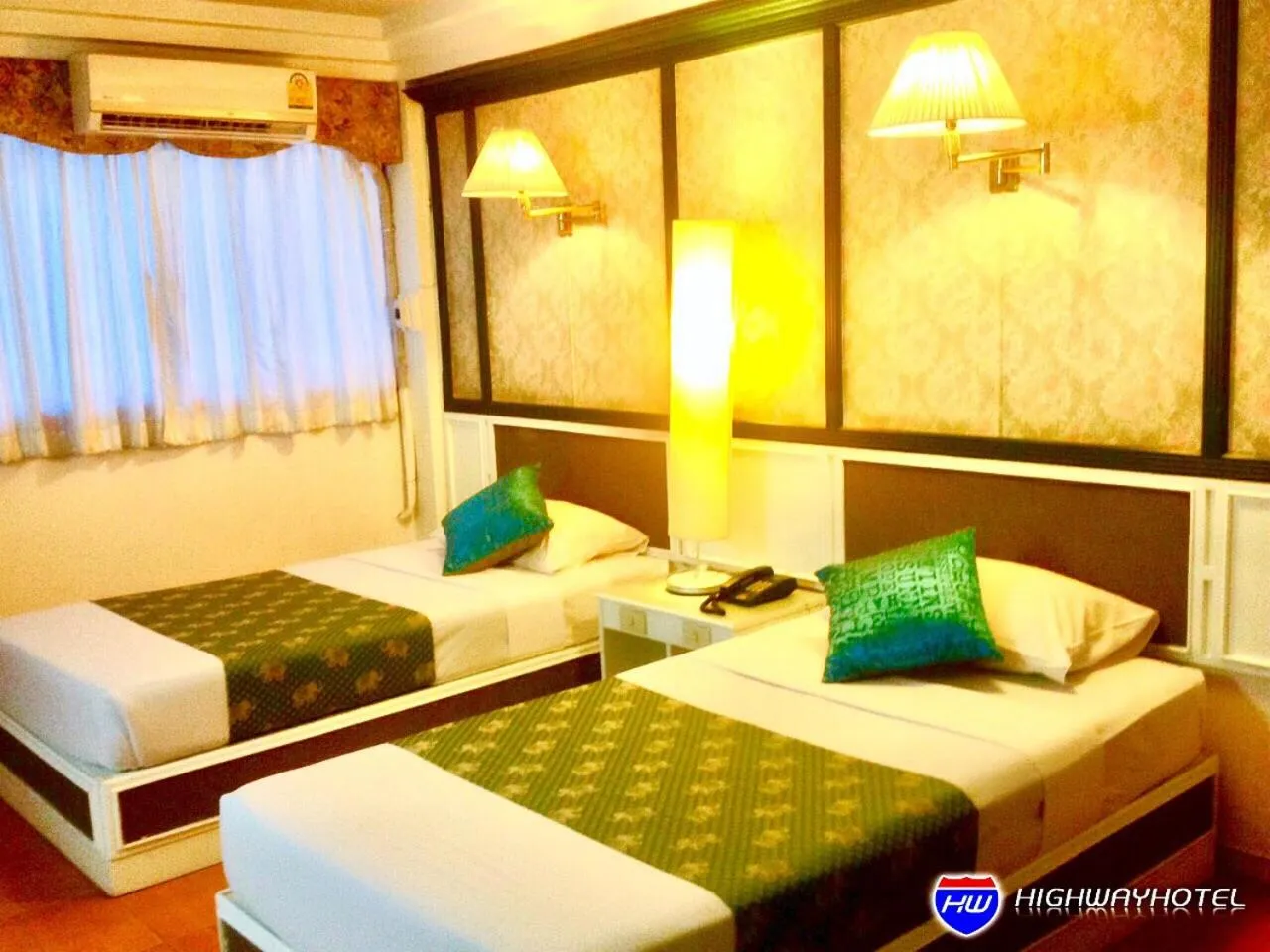 Bed in Highway Hotel