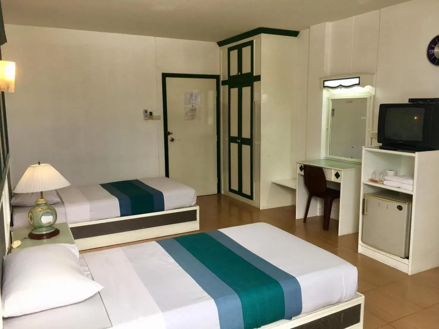 Standard Twin Room in Highway Hotel Standard Twin Room in Highway Hotel