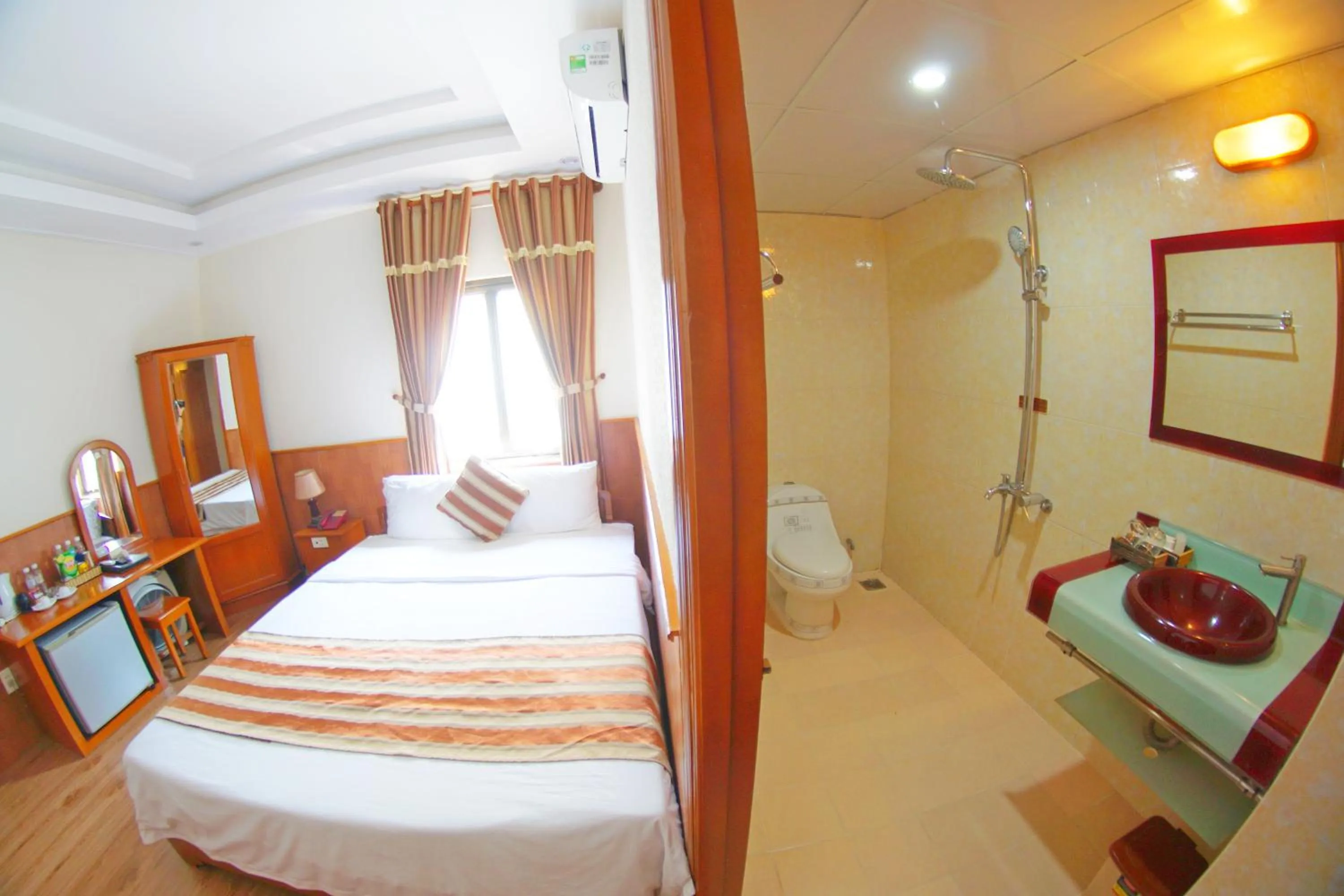 Bedroom, Bed in Kieu Anh Hotel Vung Tau