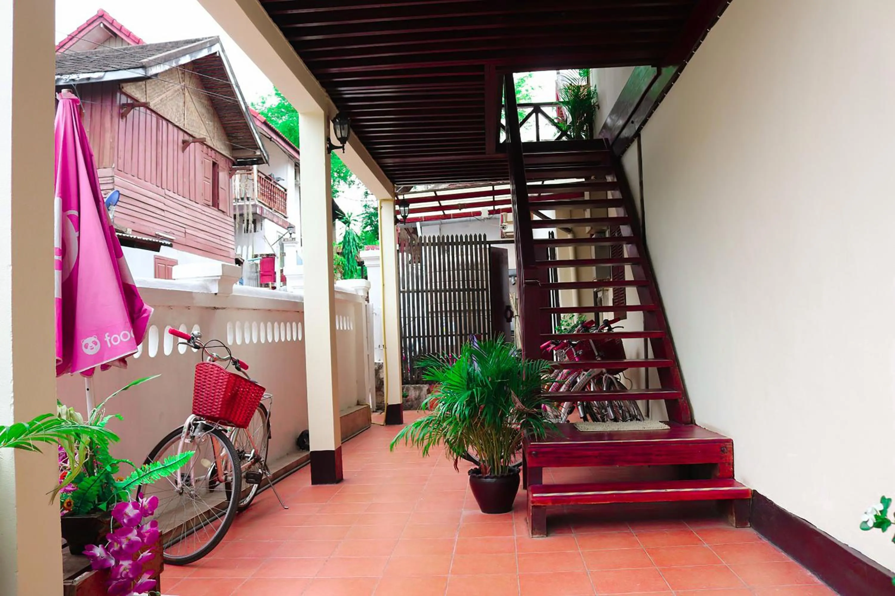 Cycling in Ban Lakkham River View