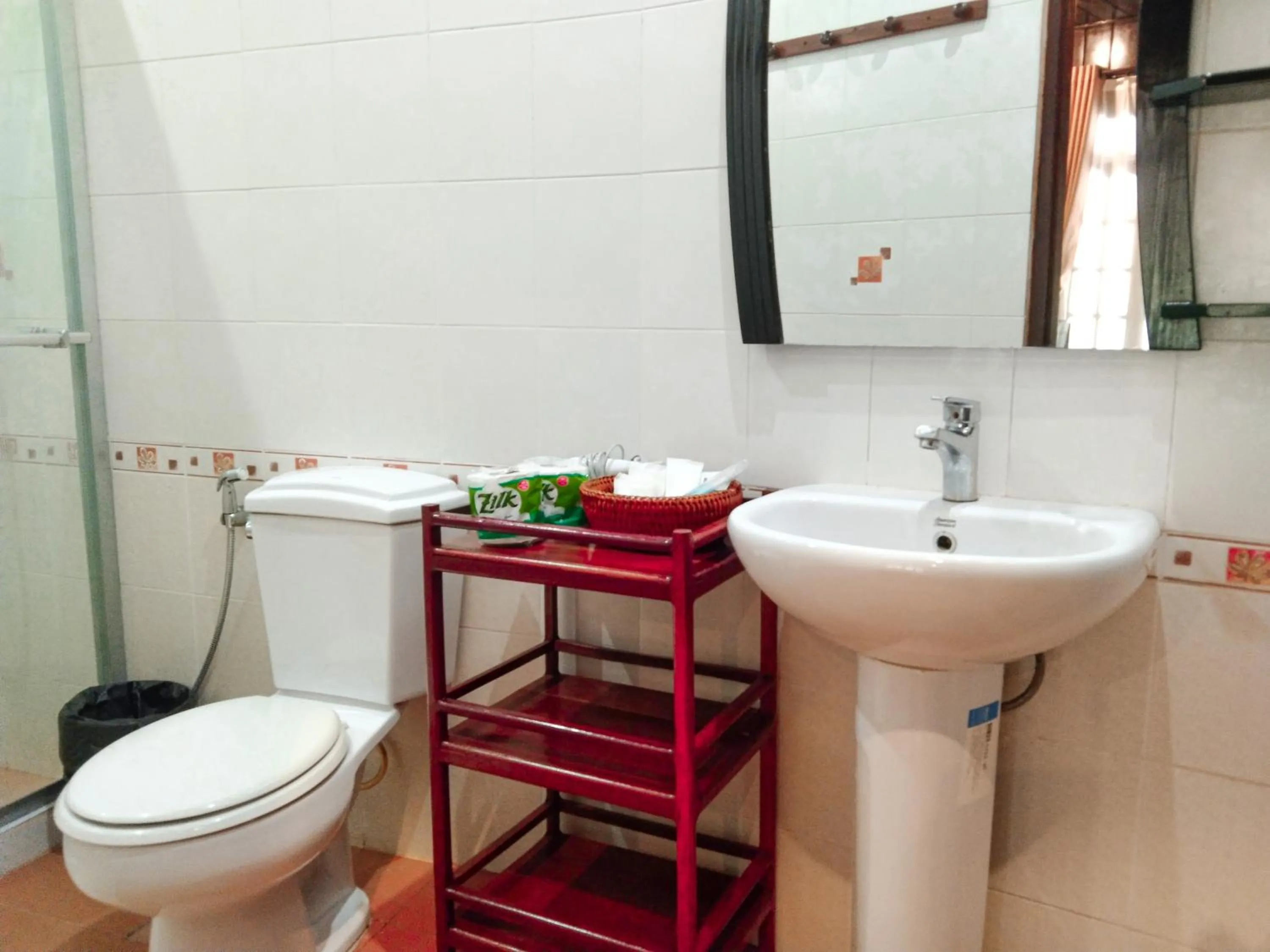 Bathroom in Ban Lakkham River View