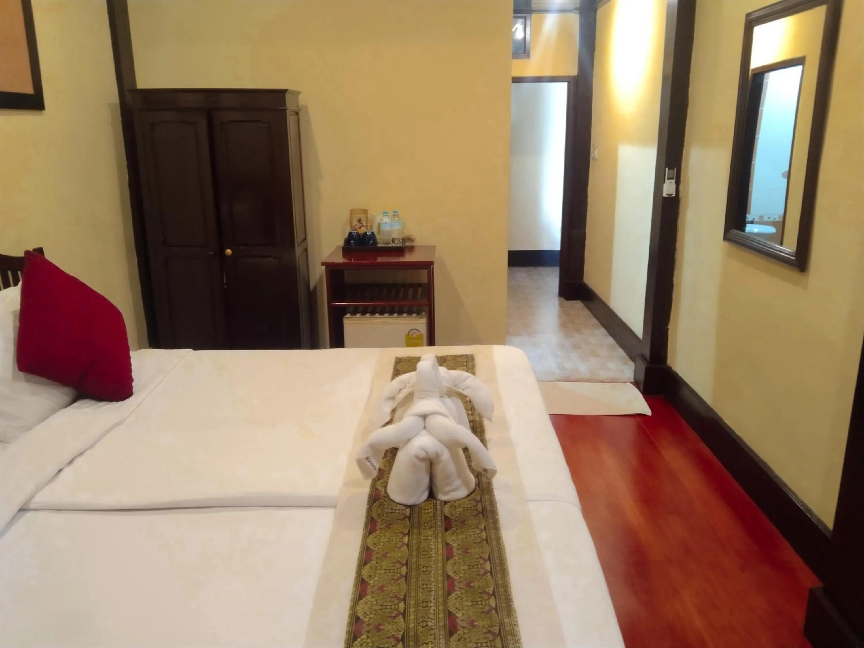 Bed in Ban Lakkham River View