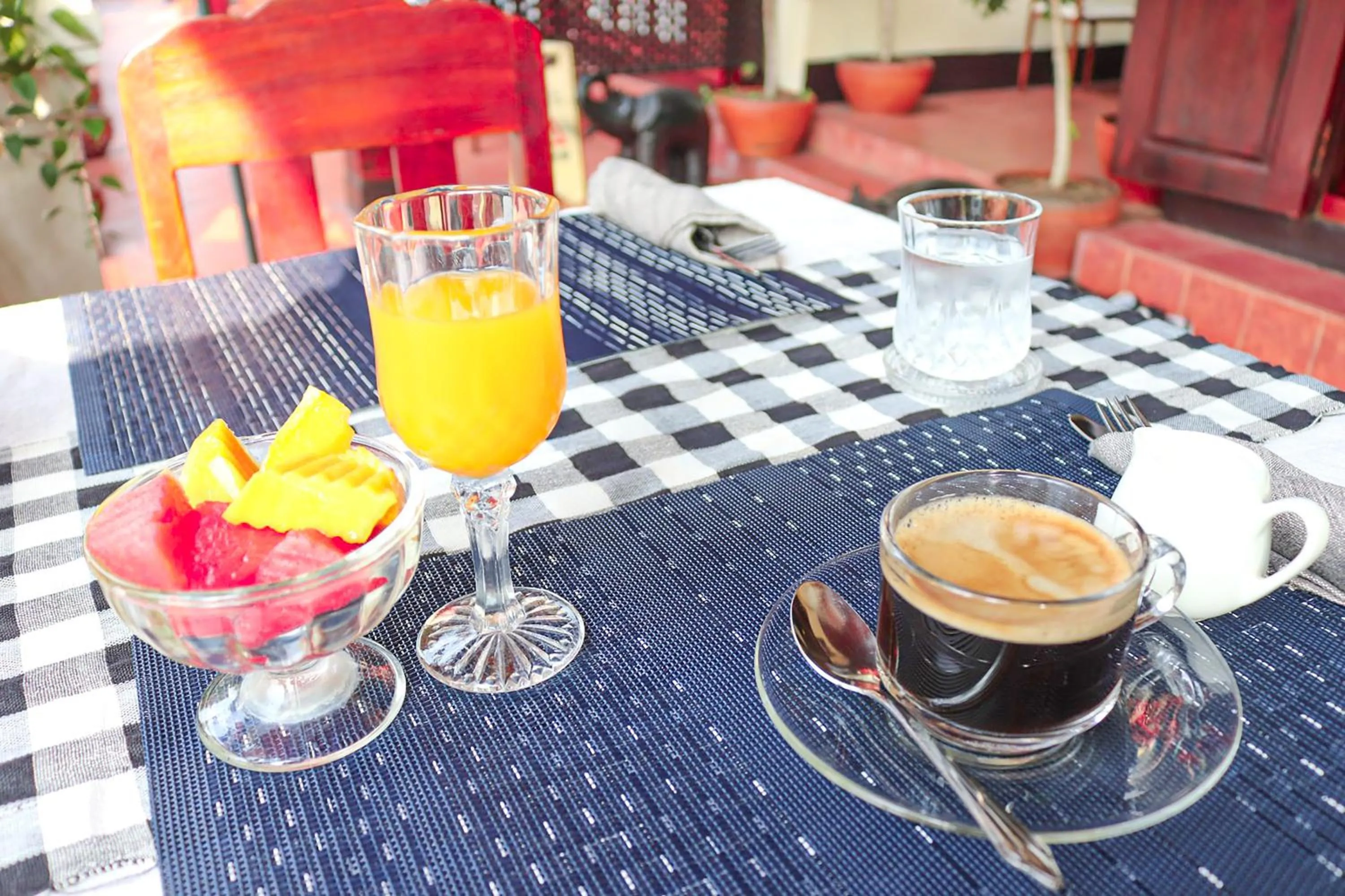 Breakfast in Ban Lakkham River View
